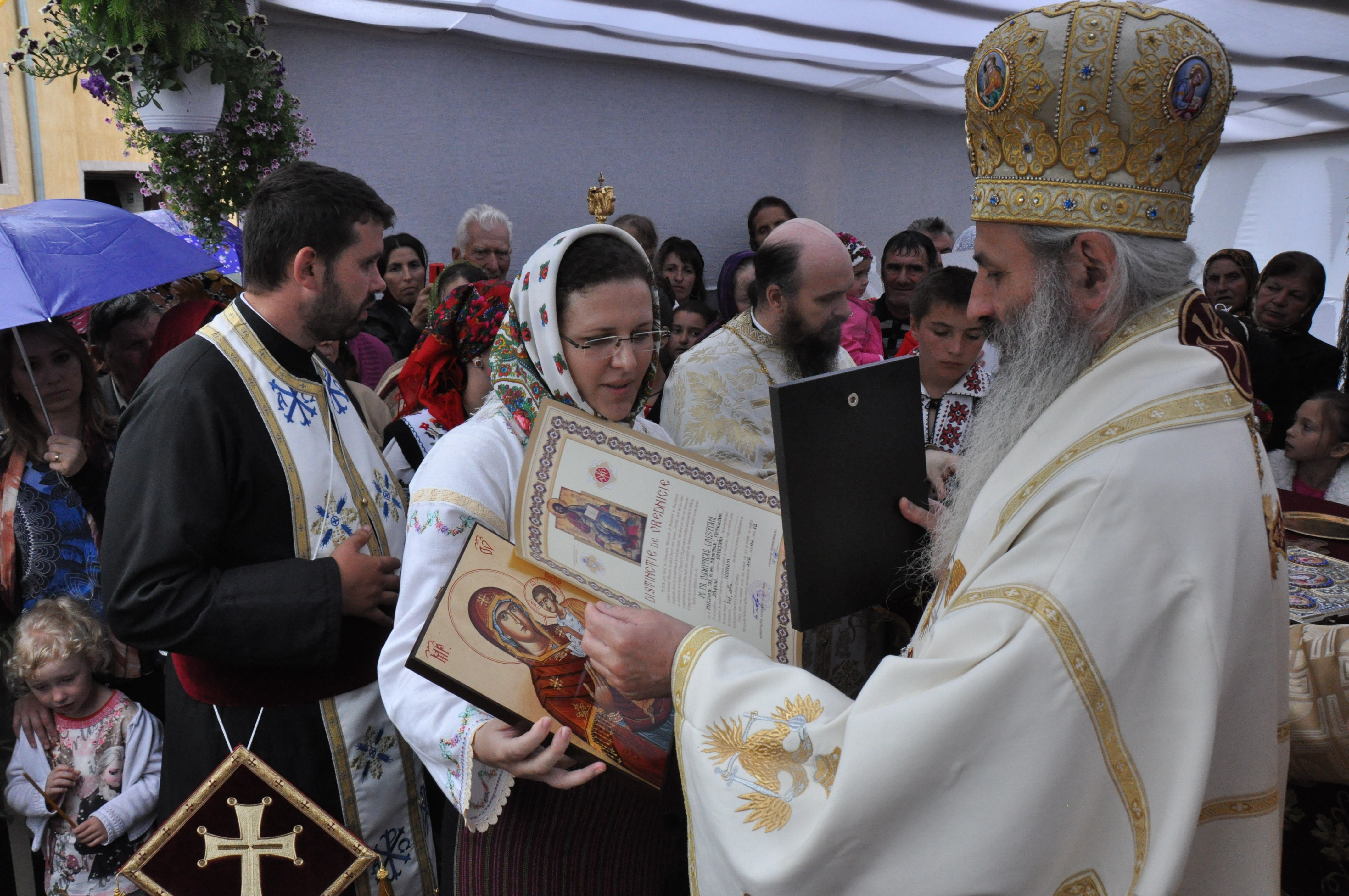 „În biserică omul trăiește cele mai importante evenimente din viața lui”