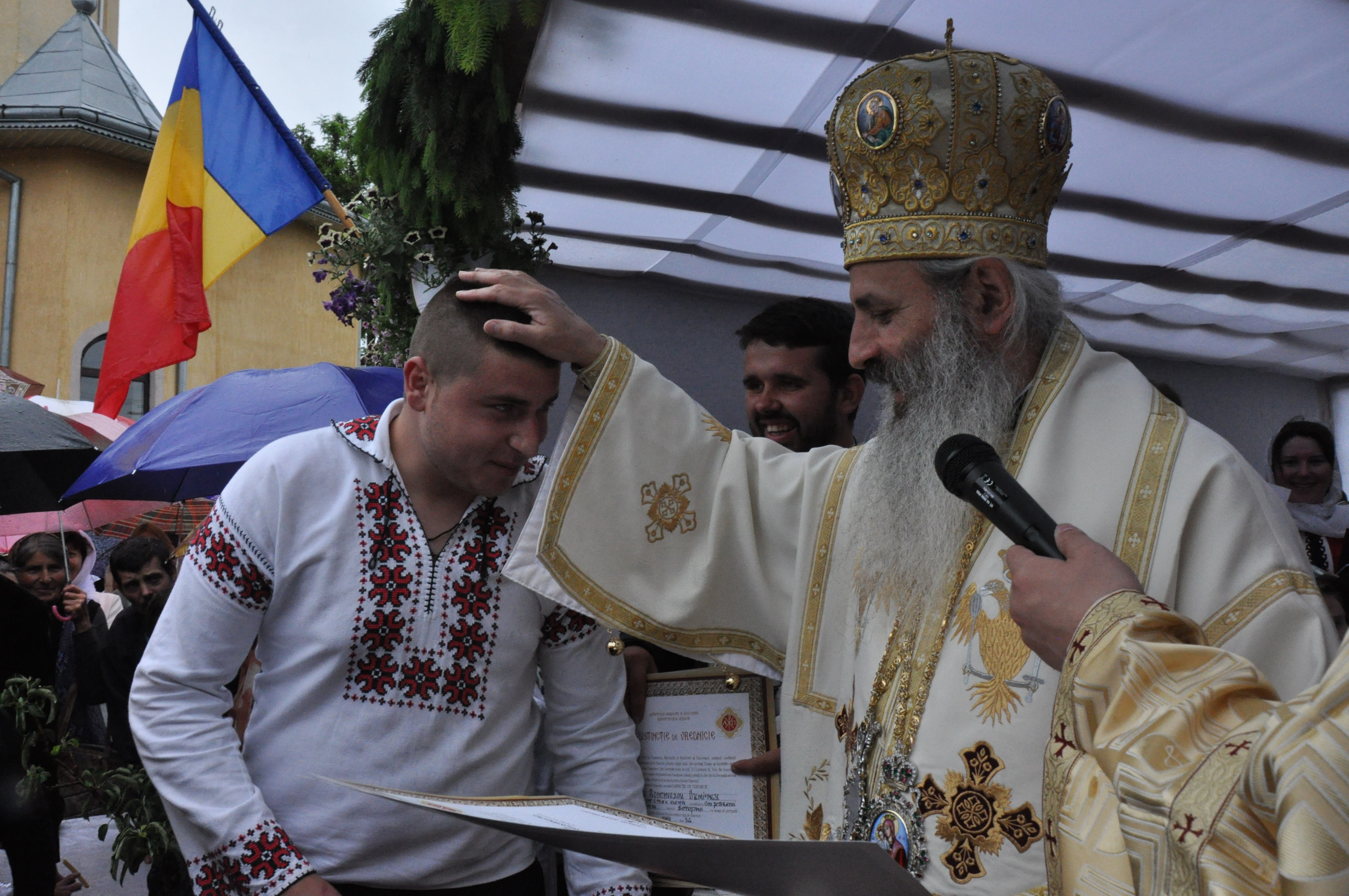 „În biserică omul trăiește cele mai importante evenimente din viața lui”