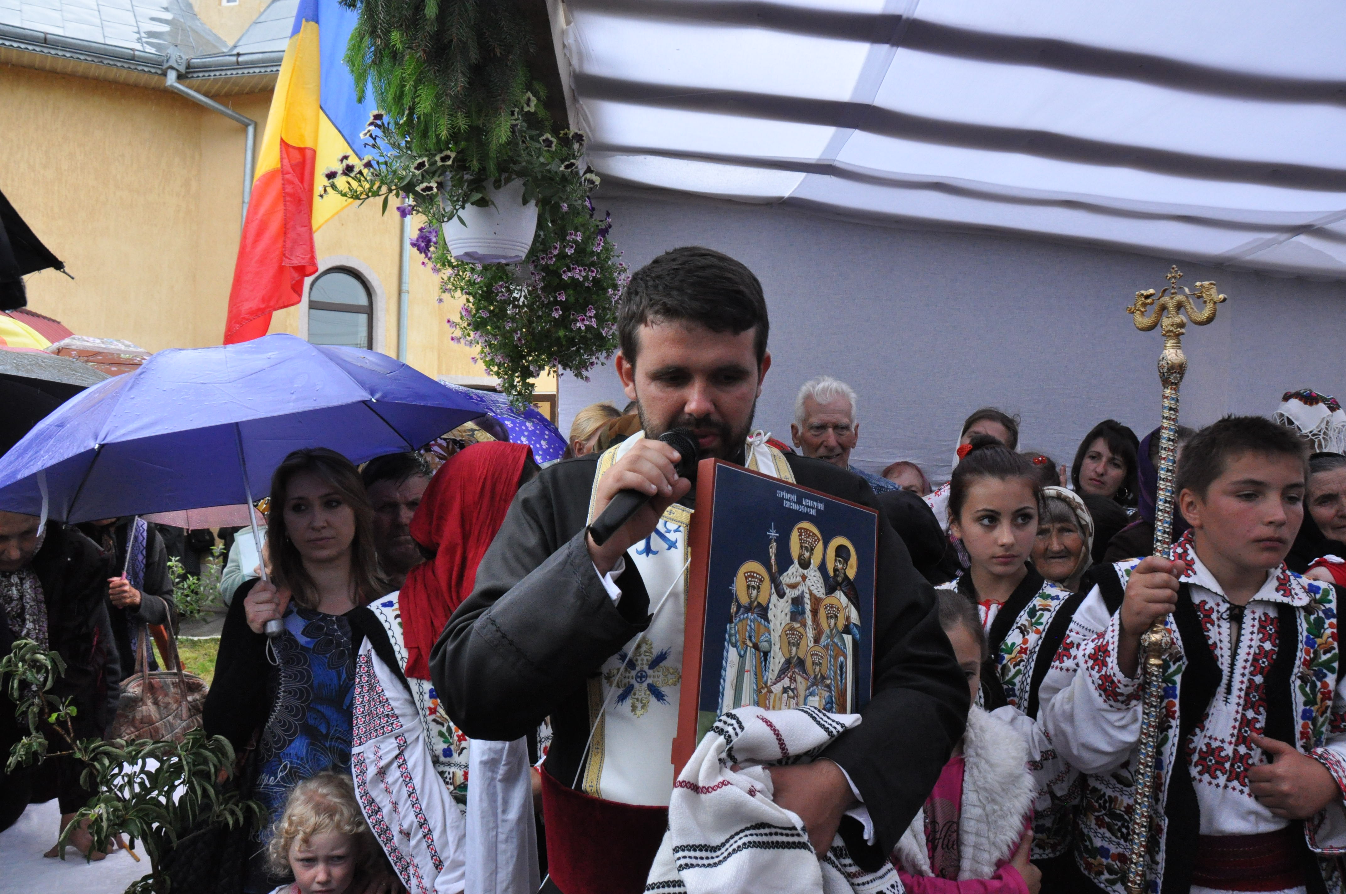 „În biserică omul trăiește cele mai importante evenimente din viața lui”