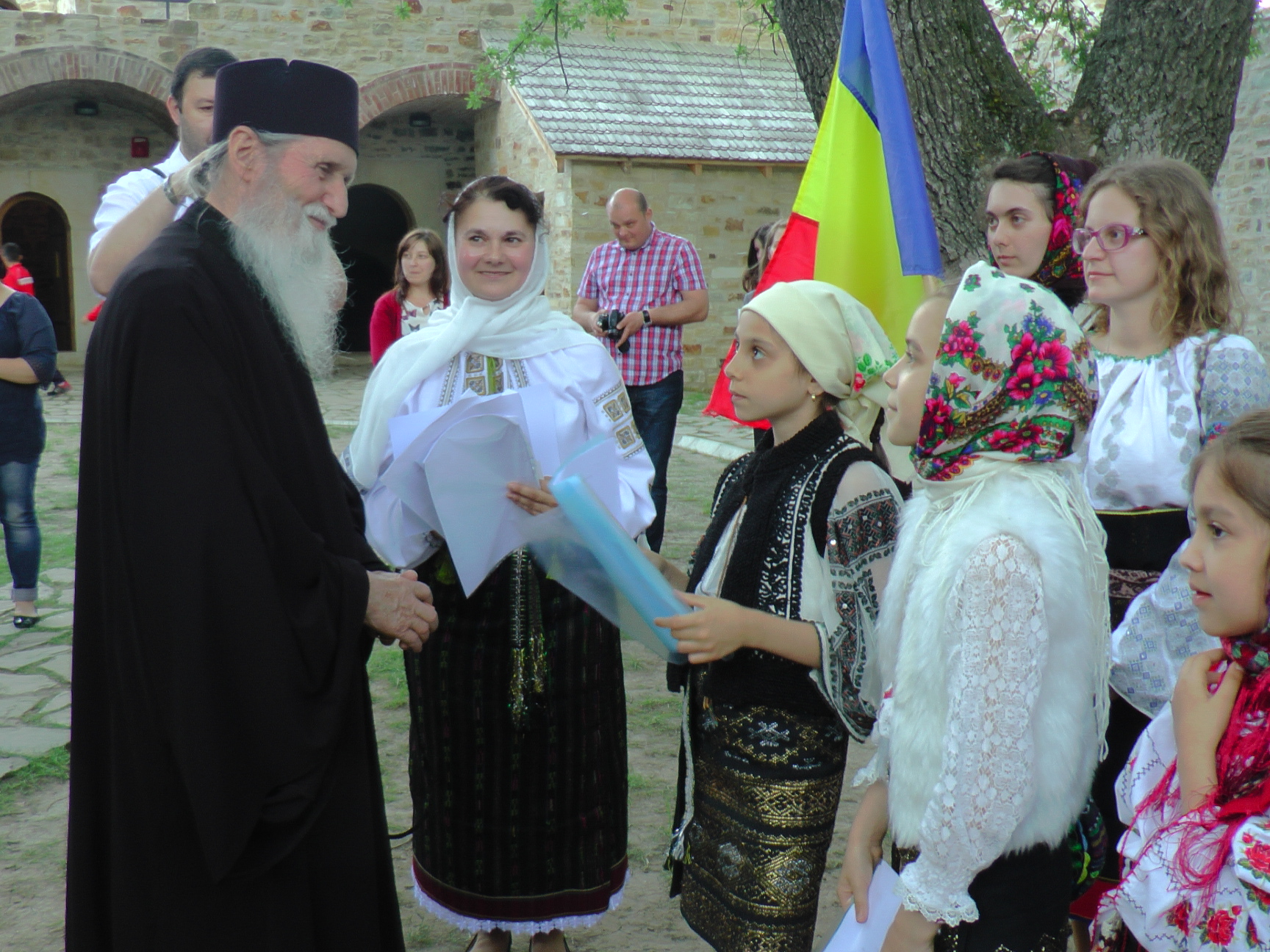 Ziua Eroilor, marcată la Suceava printr-un spectacol patriotic