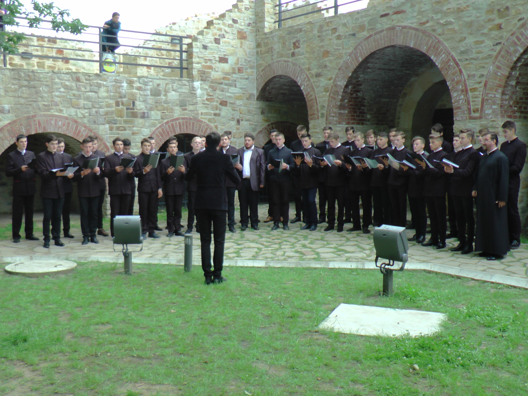 Ziua Eroilor, marcată la Suceava printr-un spectacol patriotic