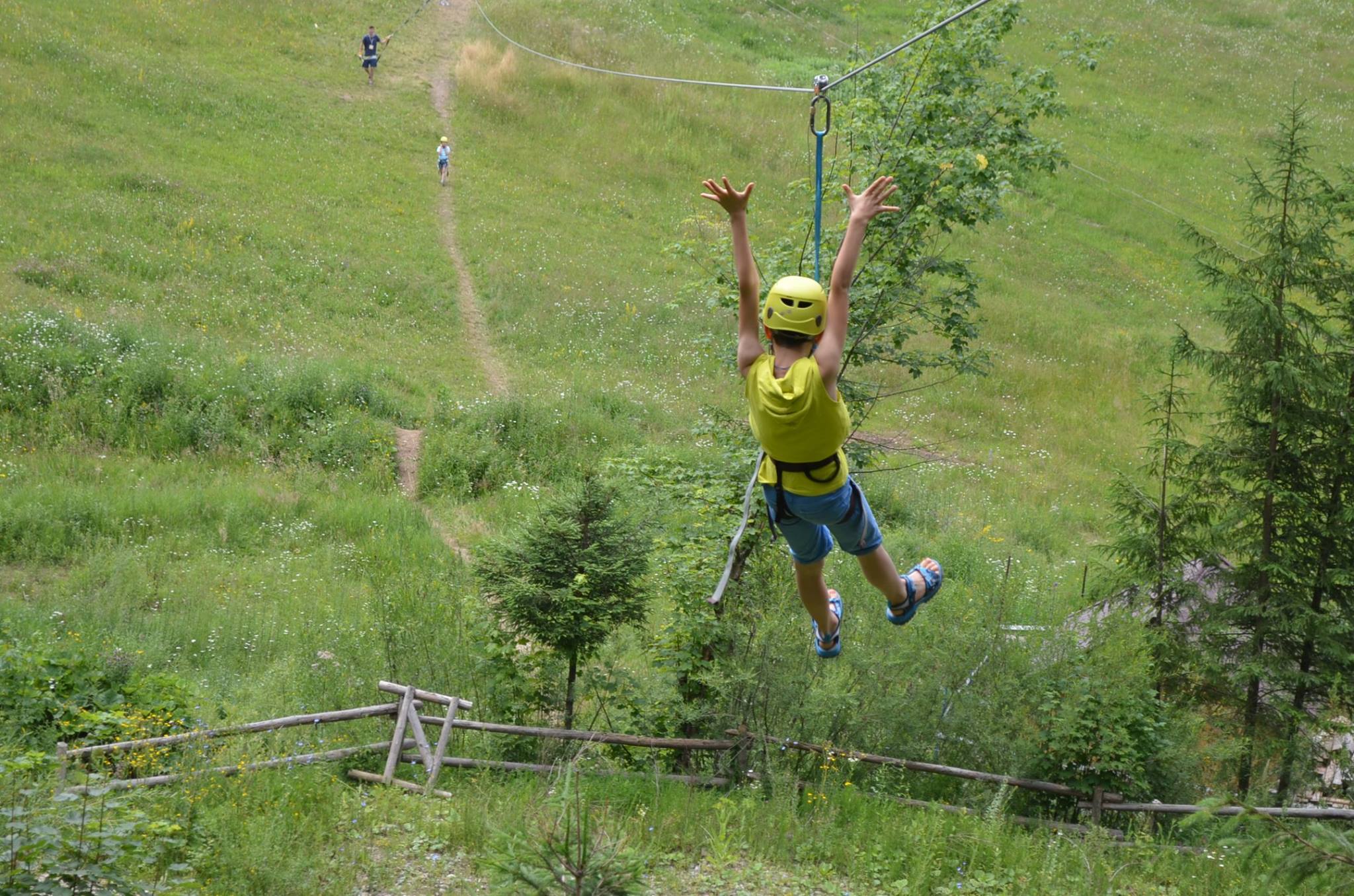 Situaţii de învăţare în Tabăra „Floare de colţ“