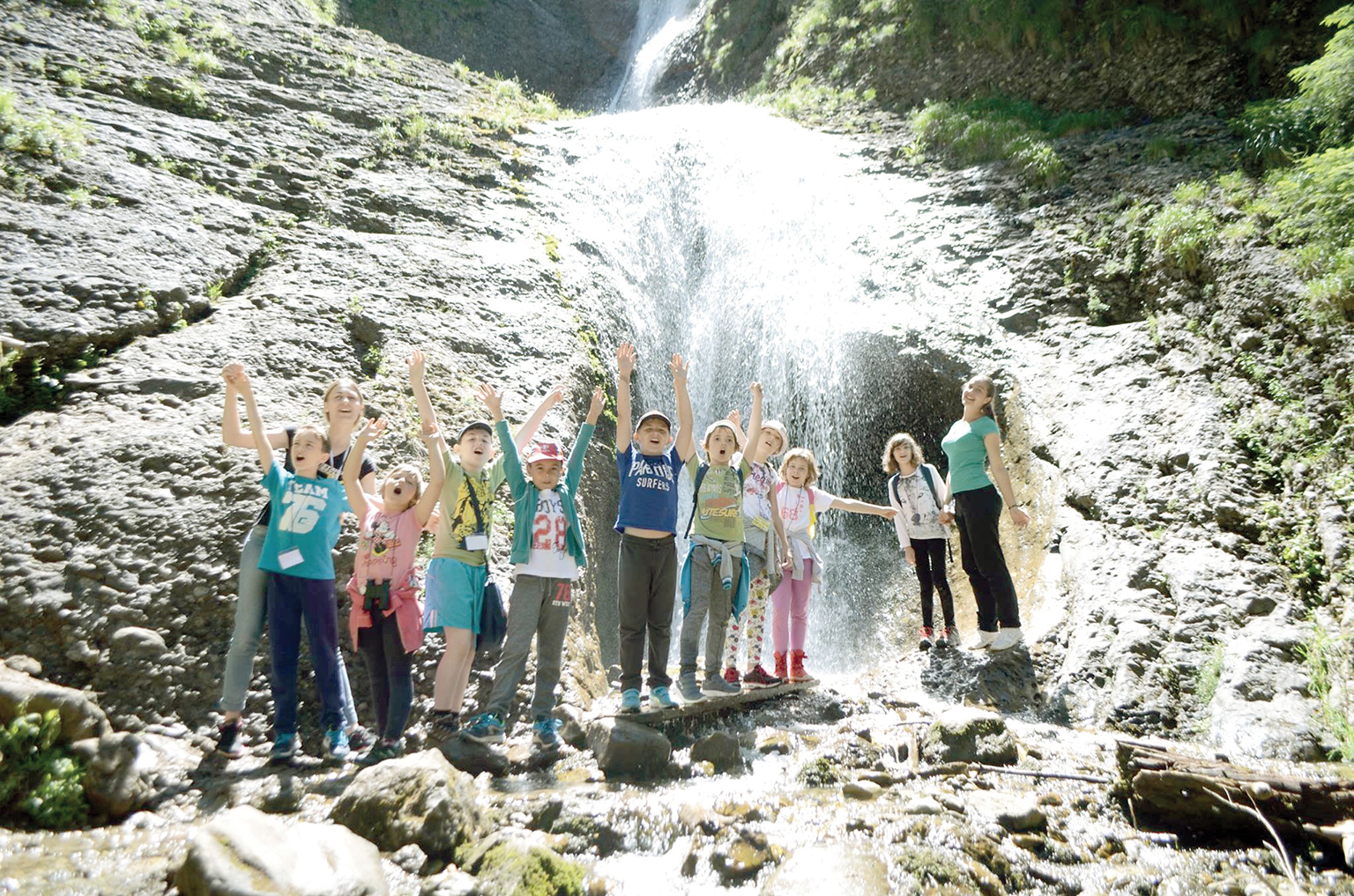 Situaţii de învăţare în Tabăra „Floare de colţ“