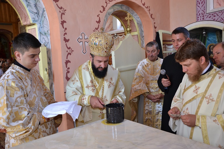 Biserica „Sfântul Prooroc Ilie Tesviteanul” din Parohia Pătaș a fost resfinţită