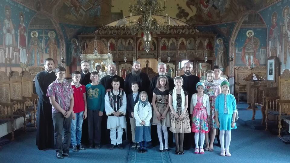 Catehezele din Protopopiatul Piatra-Neamţ: descoperire, comunicare şi emoţie