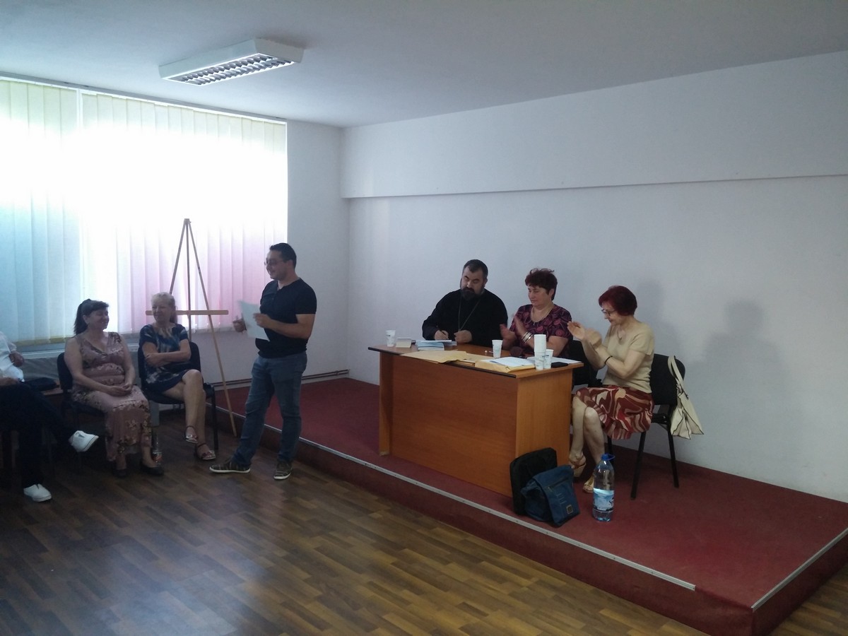 Sprijin din partea Bisericii pentru nevăzătorii din Oneşti Sprijin din partea Bisericii pentru nevăzătorii din Oneşti