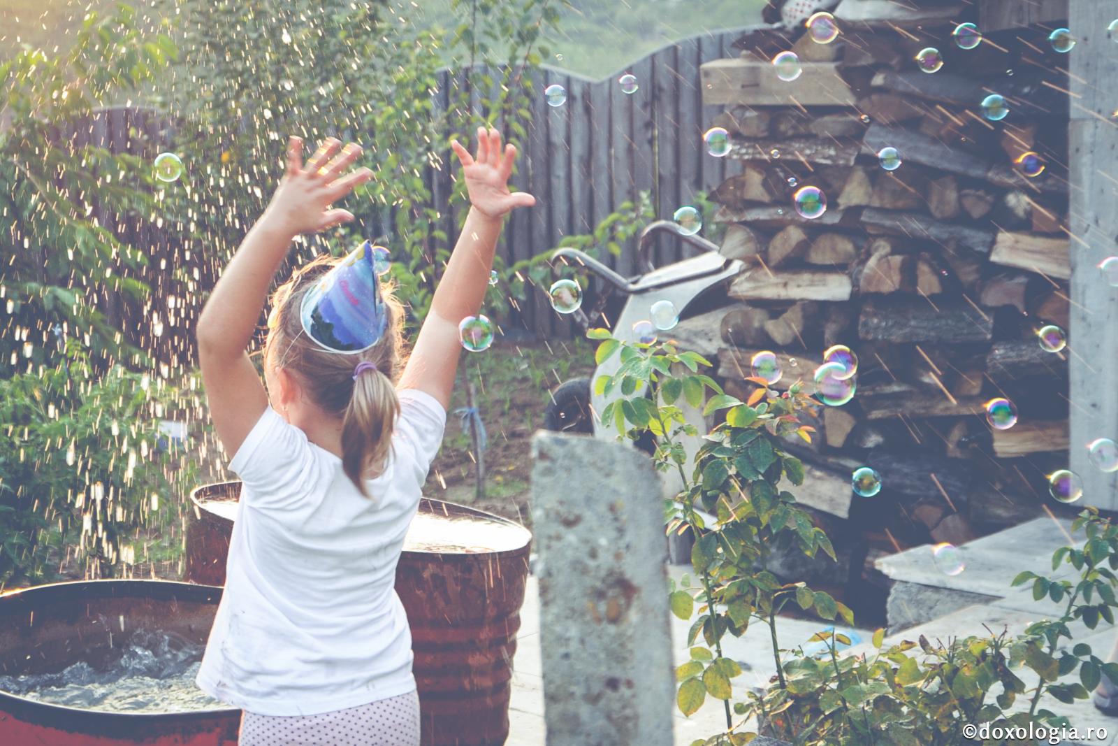 Mari necazuri păţesc părinţii care nu își educă la timp copiii