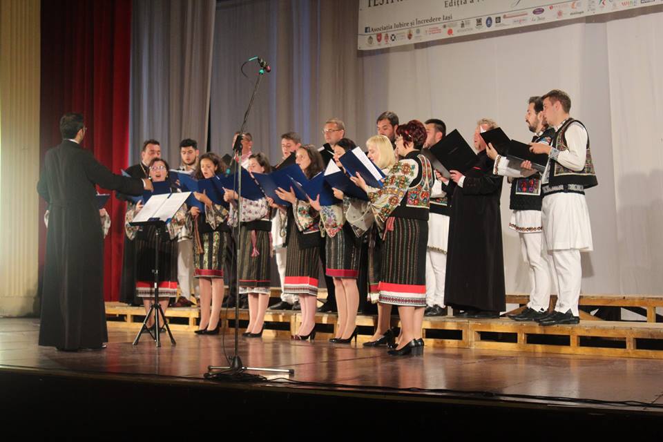 Corul de cameră „Dorna“ şi Corul „Ecclesia“, prezente la Festivalul-Concurs Coral Internaţional pentru Tineret „Gavriil Musicescu“