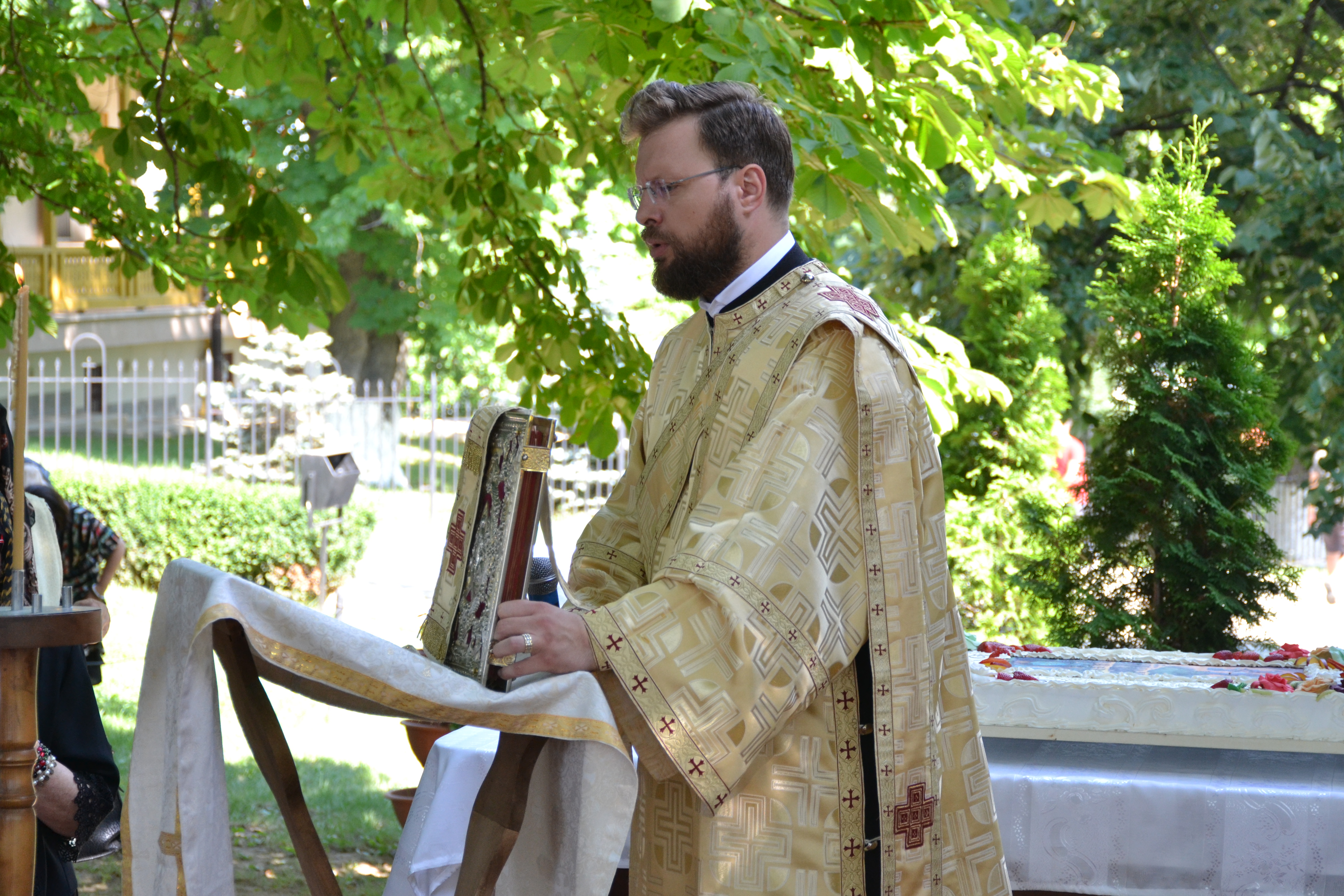Liturghie arhierească la hramul Mănăstirii Bucium