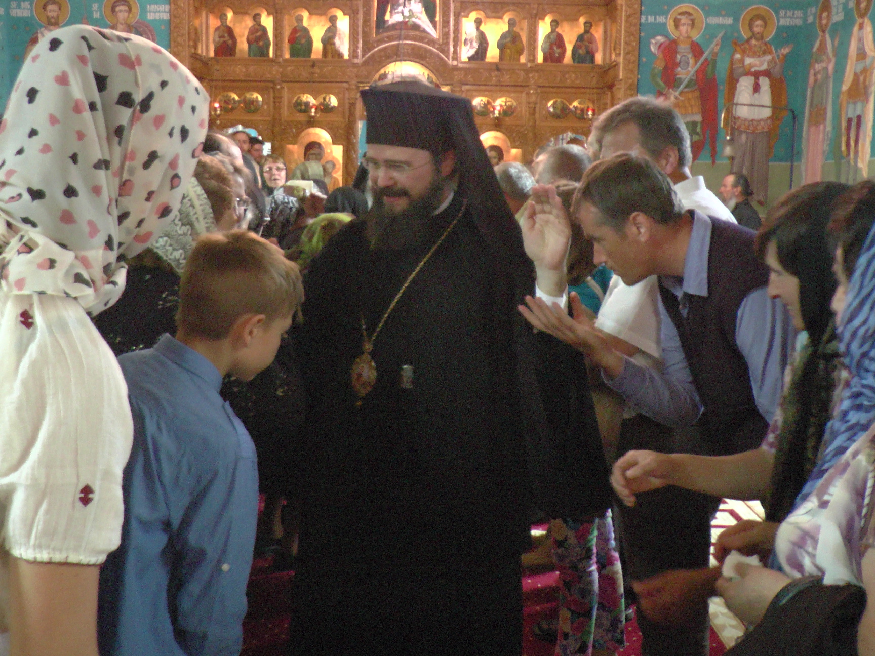 Patru ierarhi la hramul Mănăstirii Bogdana din Rădăuţi