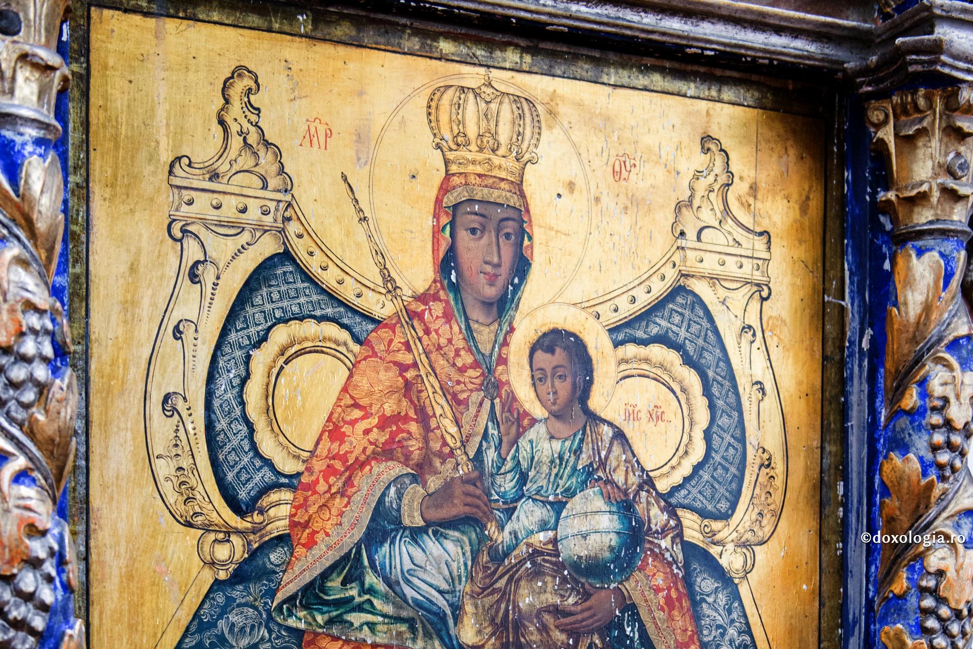 „Dumnezeu vrea să ne rugăm Maicii Domnului”