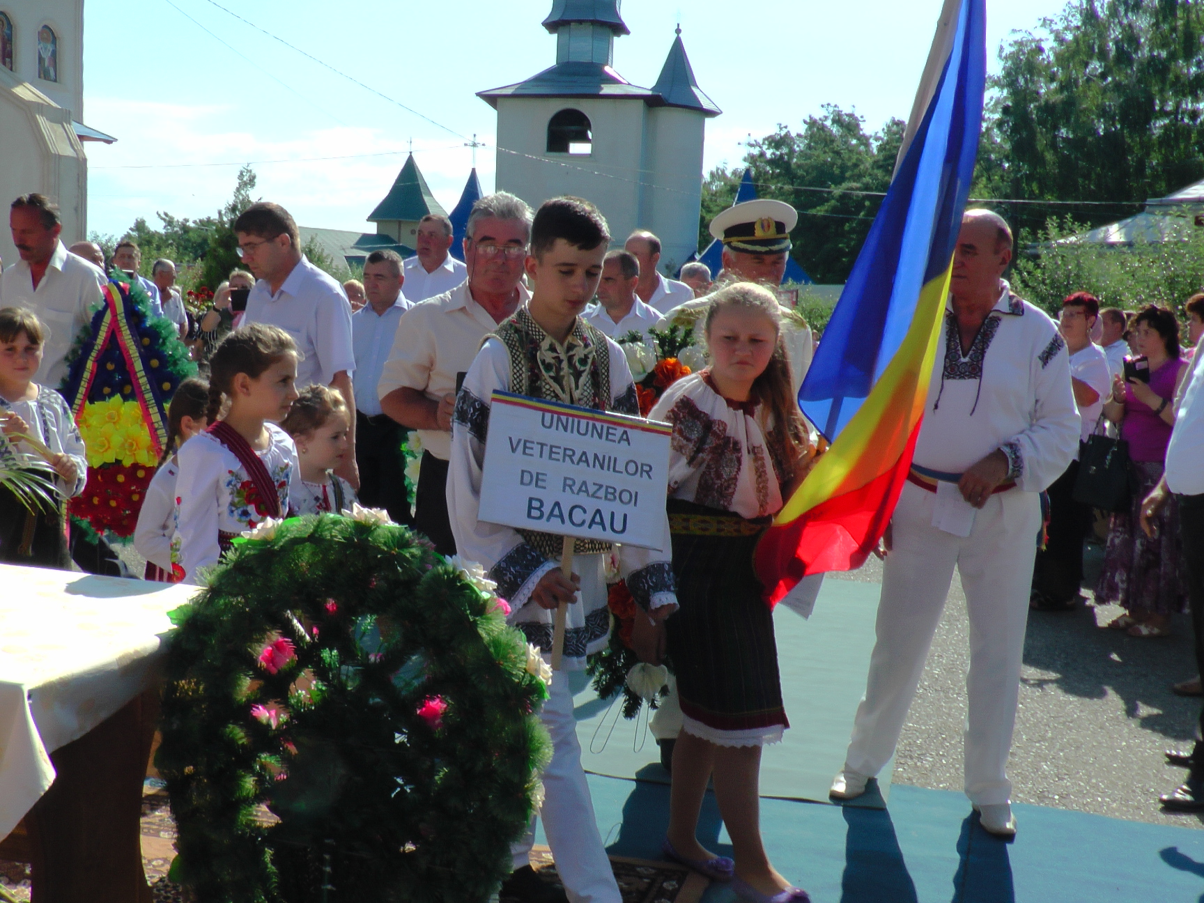 Liturghie arhierească la Mănăstirea Bogdăneşti