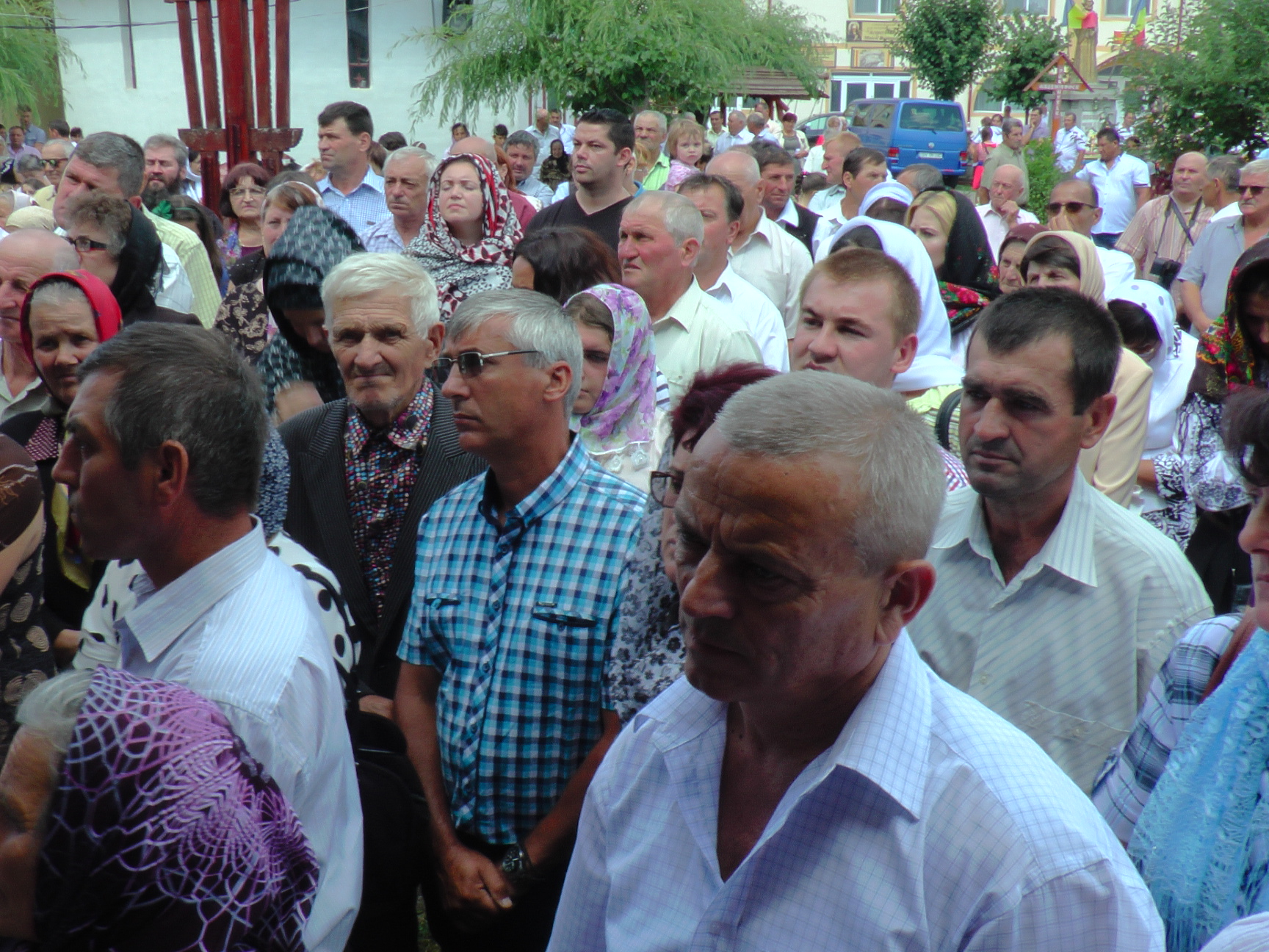 Liturghie arhierească la Mănăstirea Bogdăneşti