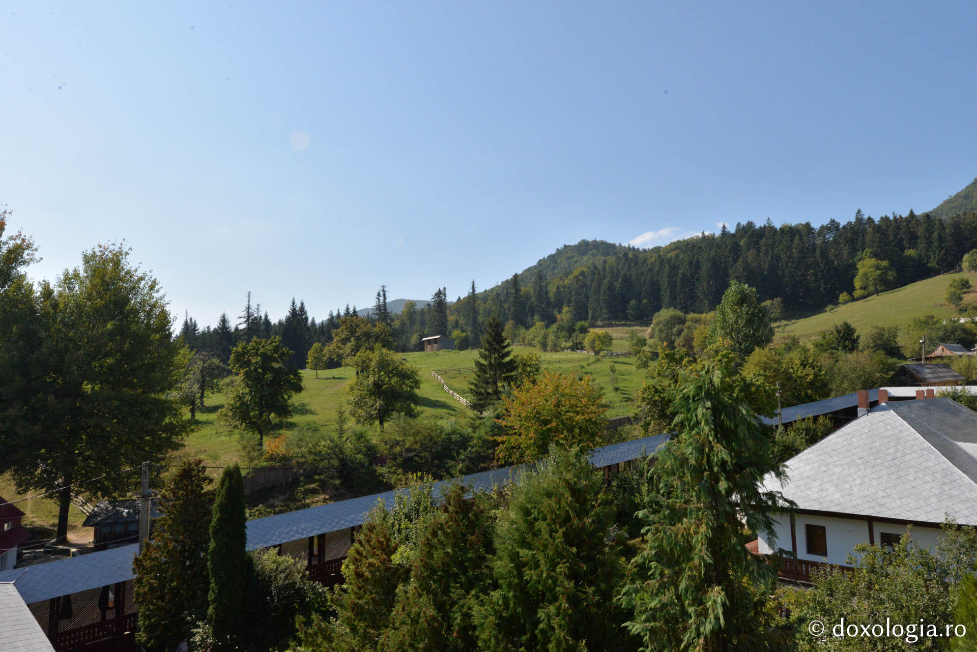 „Nu contează unde trăiești, în mănăstire sau în lume, ci cum îți este inima”