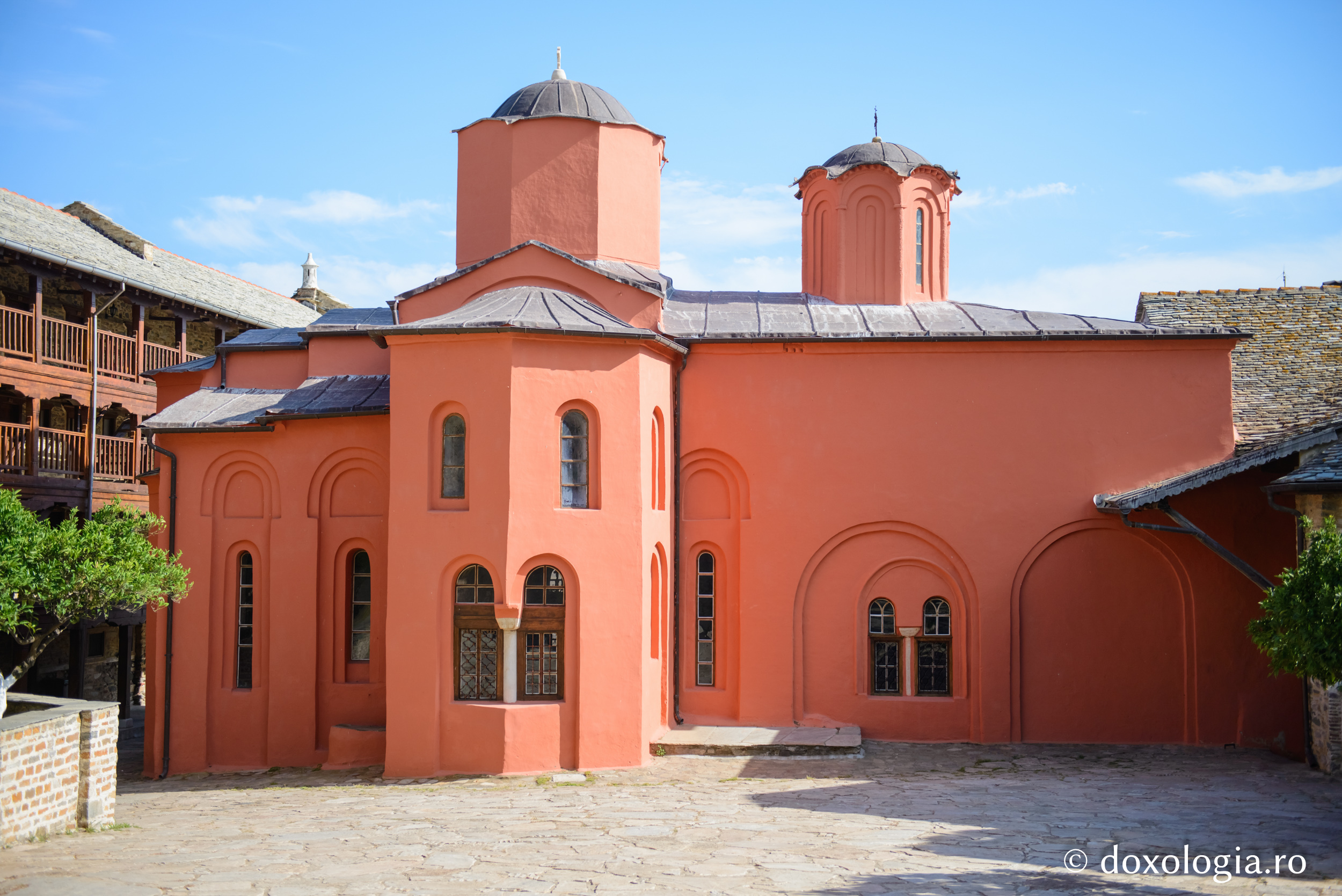 Vechiul Katholikon al Mănăstirii Xenofont