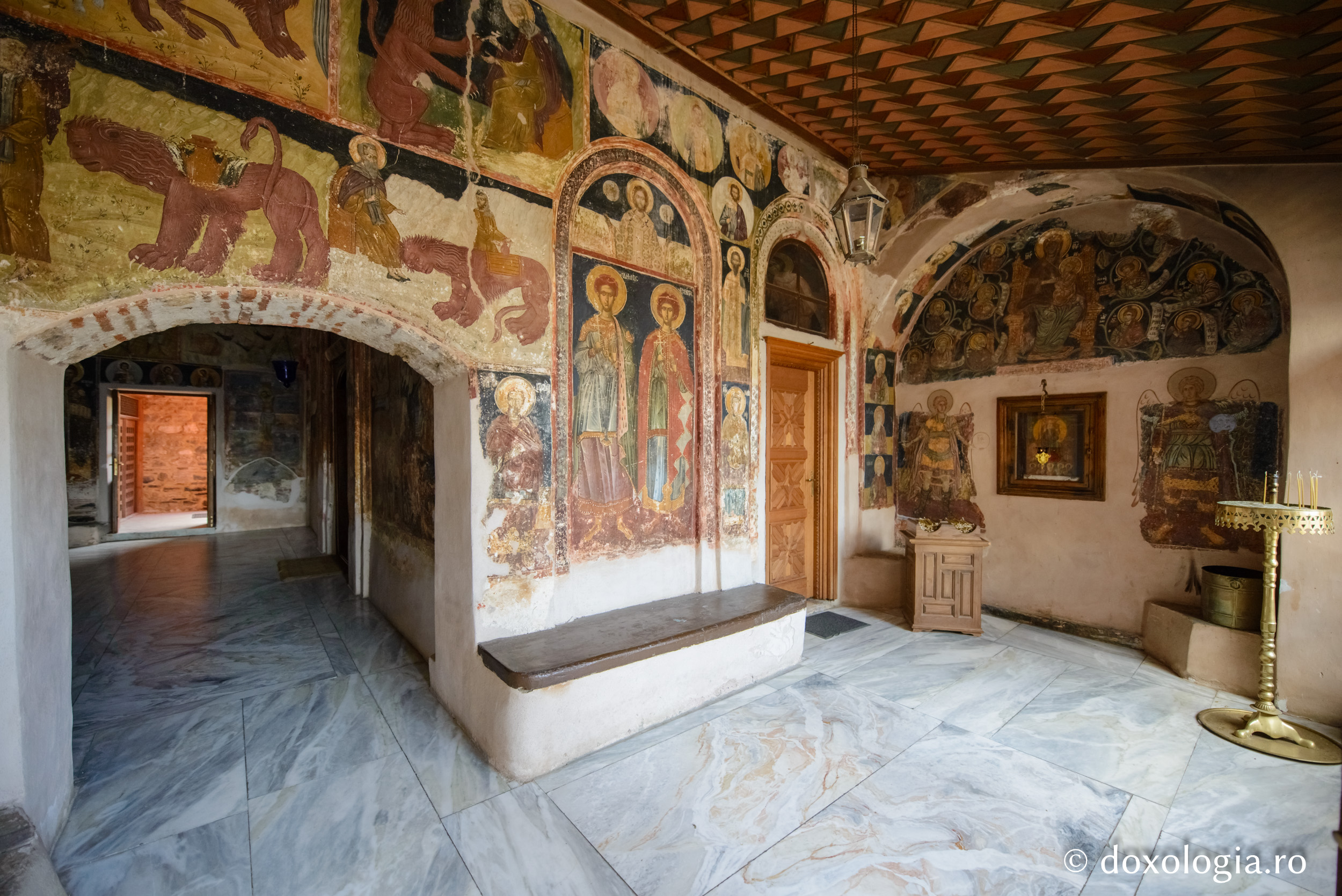 Vechiul Katholikon al Mănăstirii Xenofont