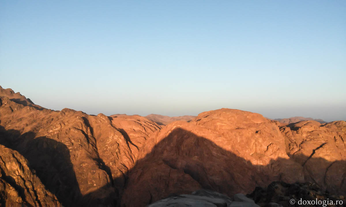 Urcând pe Muntele Sinai (galerie FOTO)