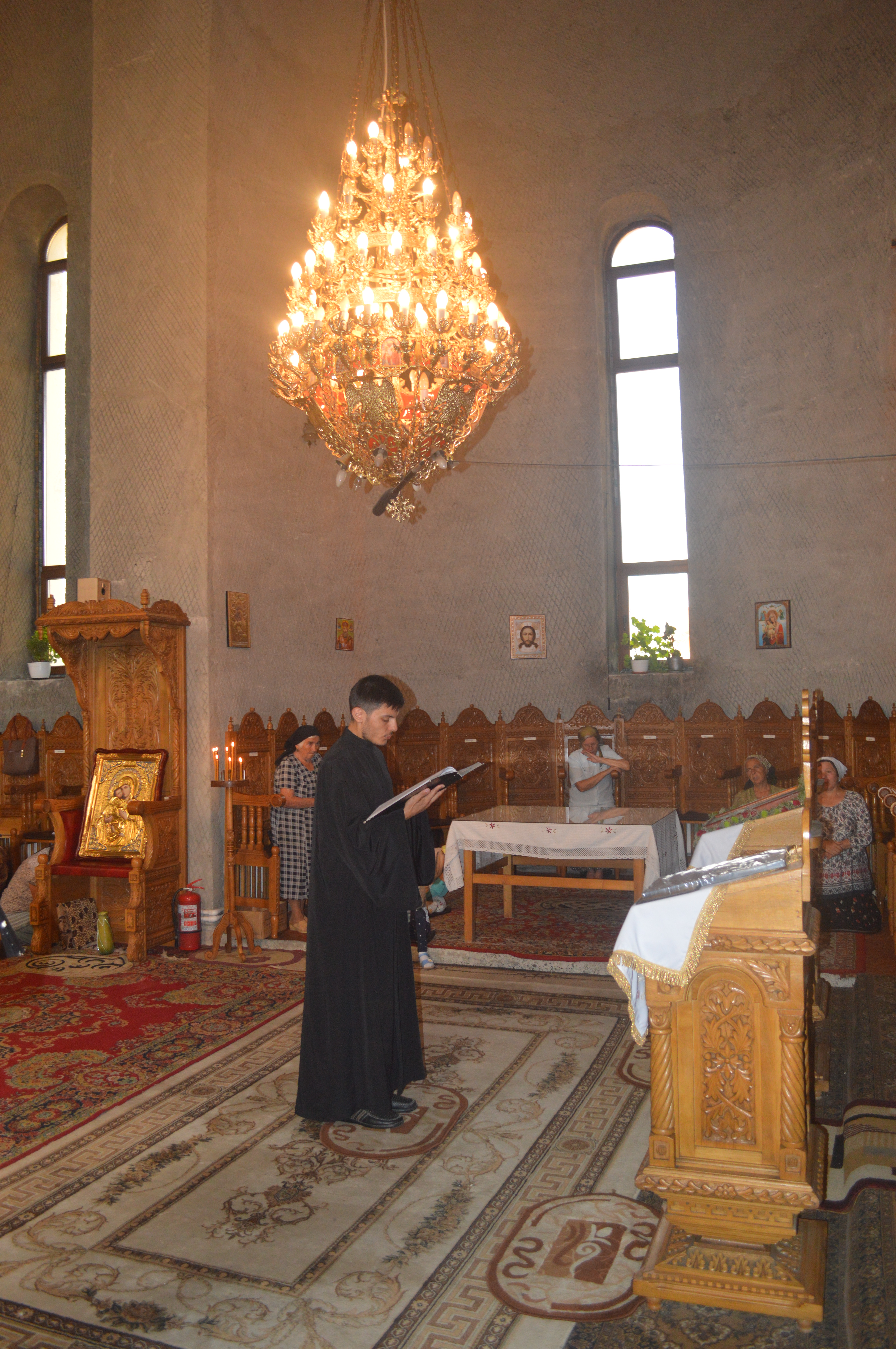 Sărbătoare de suflet în Parohia „Naşterea Maicii Domnului“ – Breazu