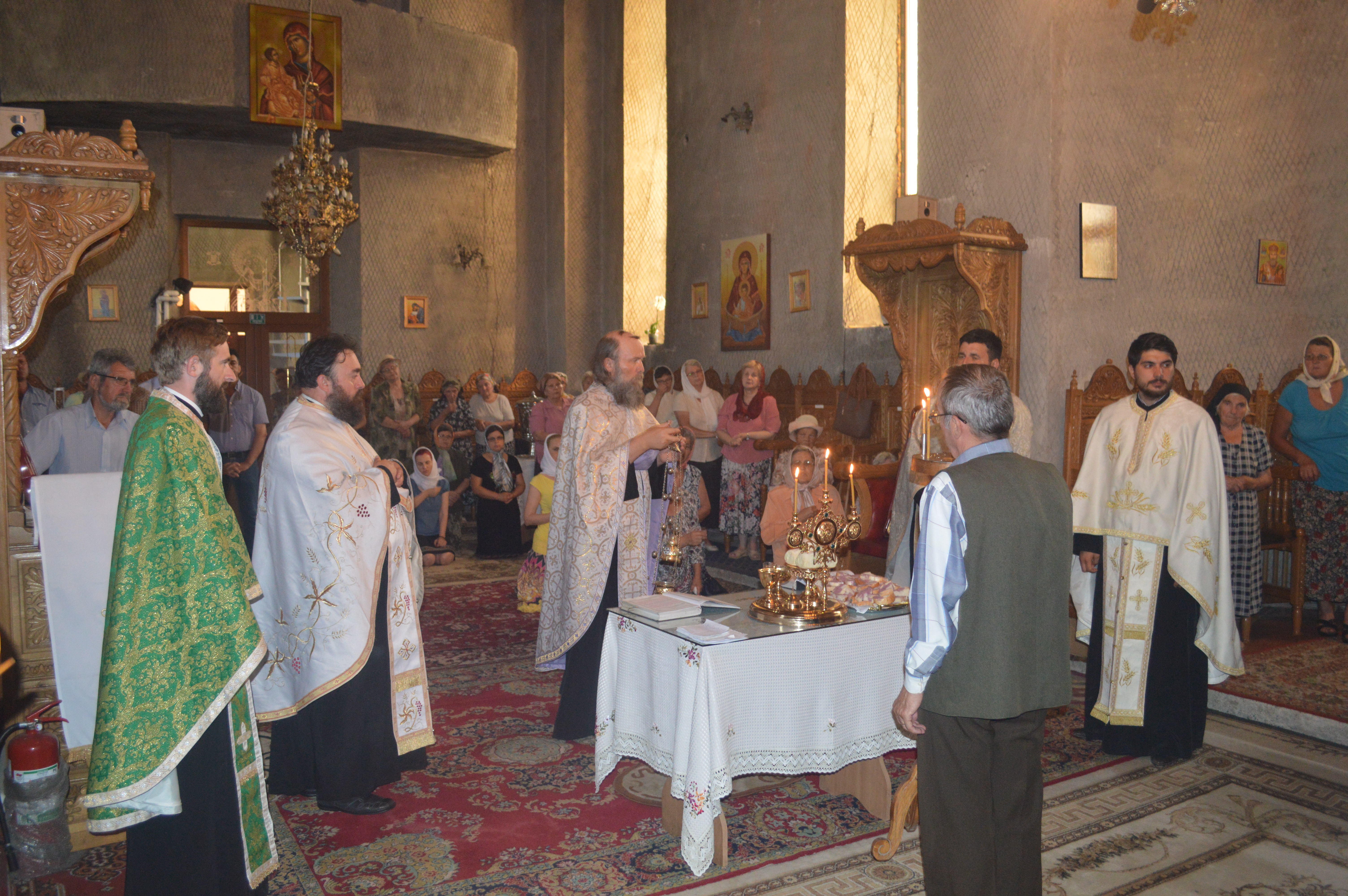 Sărbătoare de suflet în Parohia „Naşterea Maicii Domnului“ – Breazu