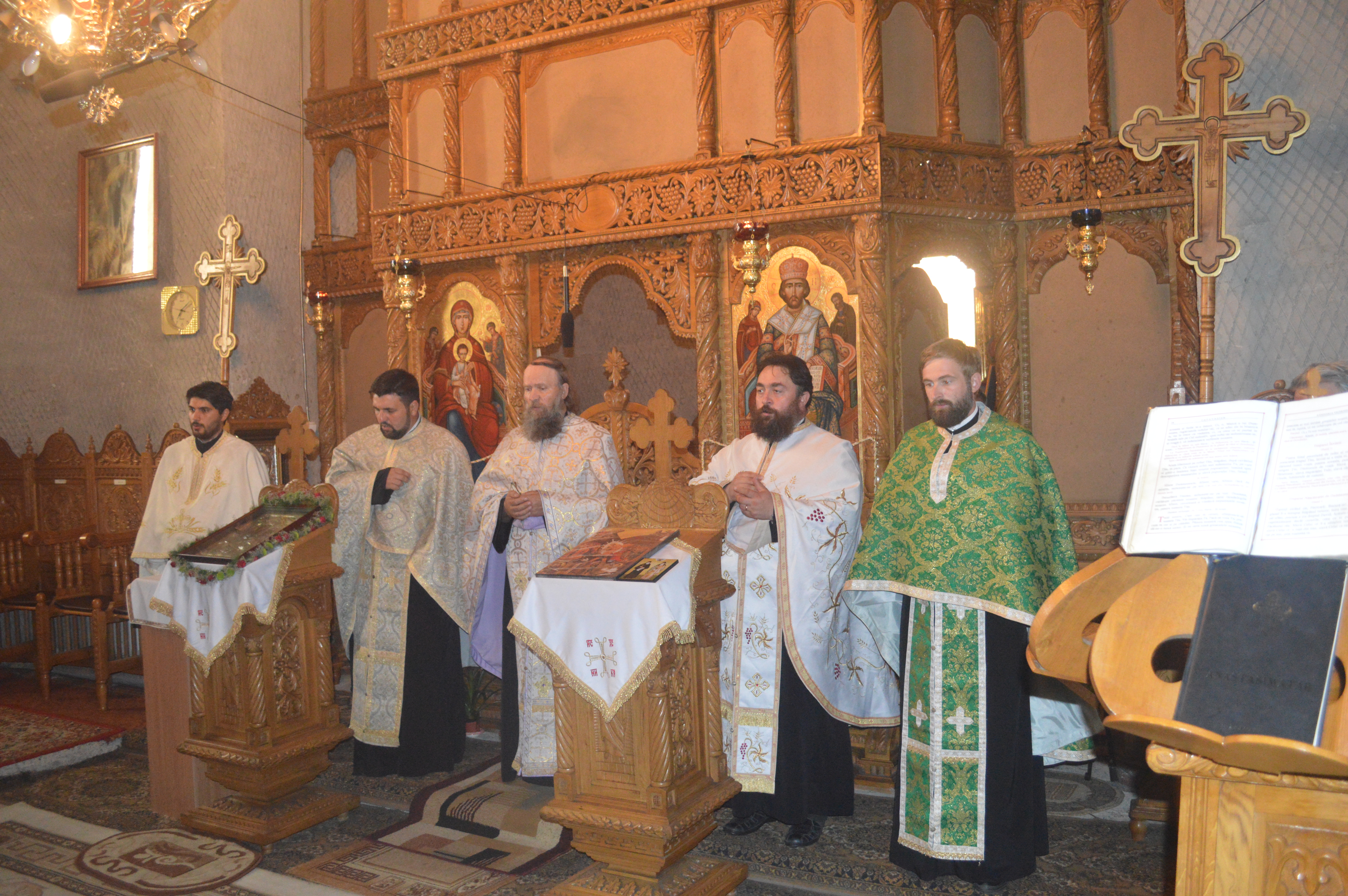 Sărbătoare de suflet în Parohia „Naşterea Maicii Domnului“ – Breazu