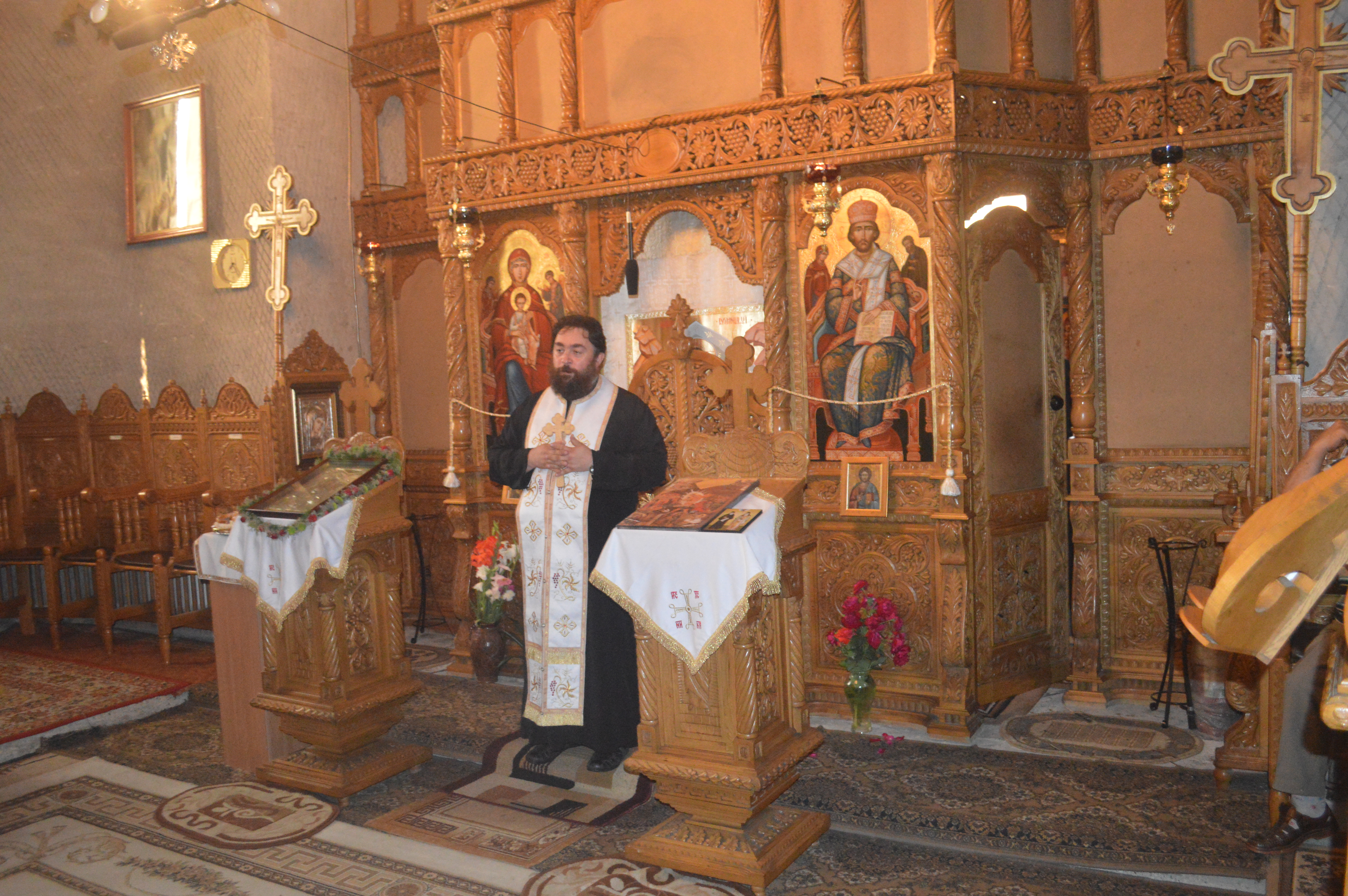 Sărbătoare de suflet în Parohia „Naşterea Maicii Domnului“ – Breazu