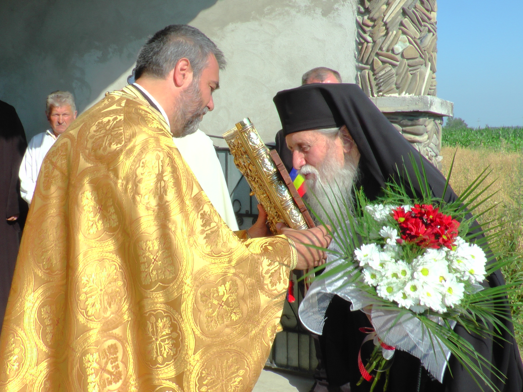 Slujire arhierească în Parohia „Sfânta Treime“ – Dumbrava