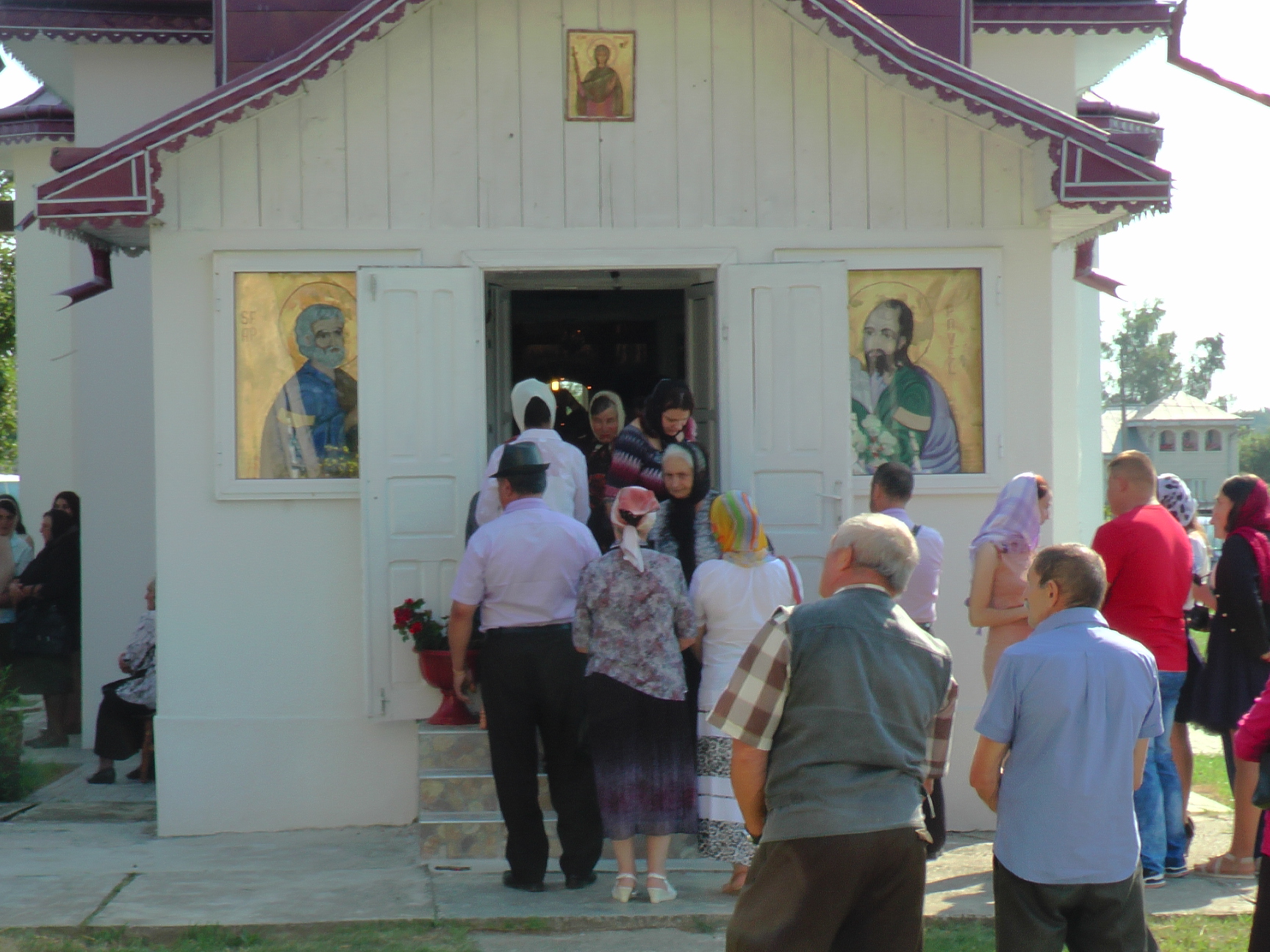 Slujire arhierească în Parohia „Sfânta Treime“ – Dumbrava