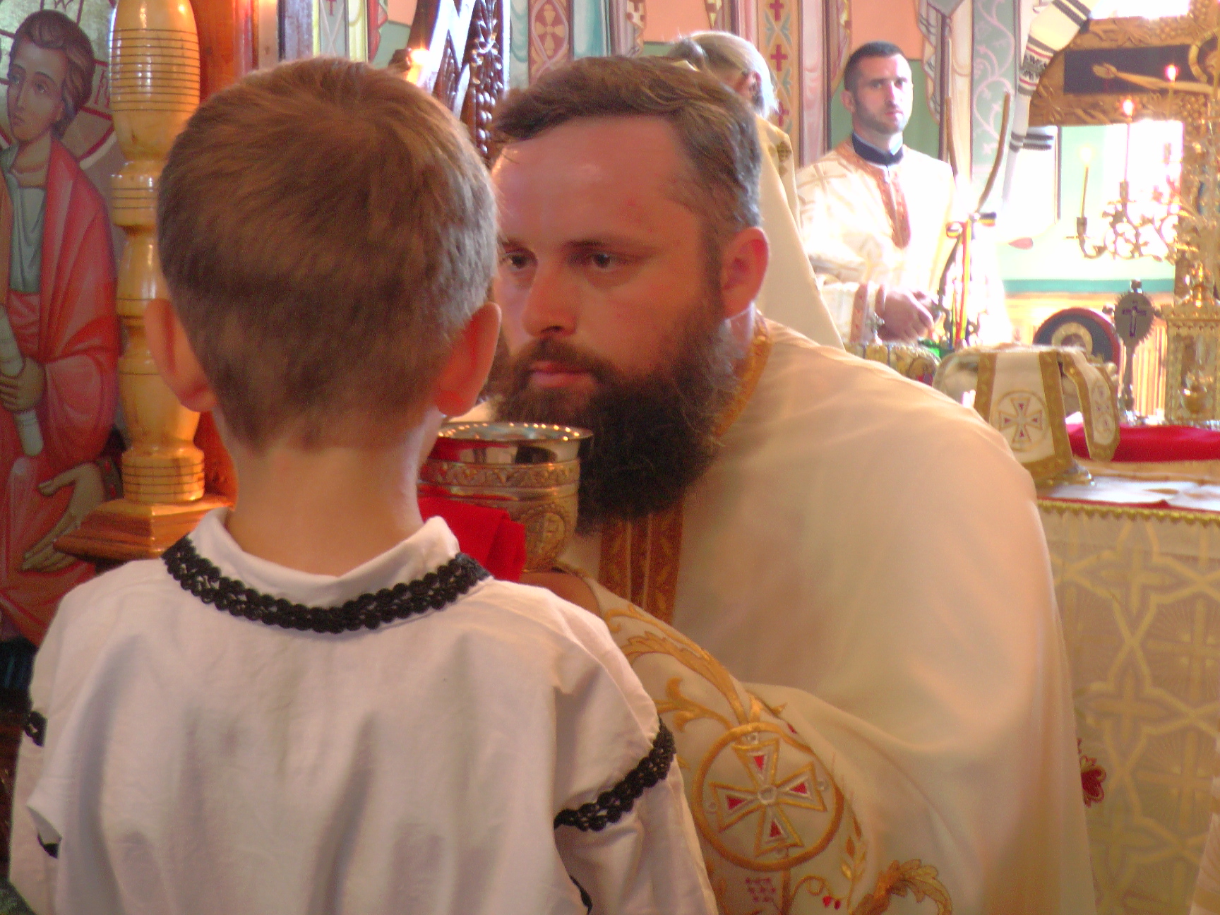 Slujire arhierească în Parohia „Sfânta Treime“ – Dumbrava