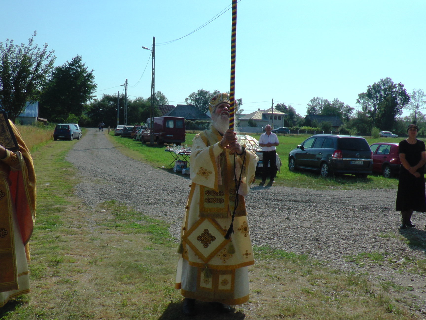 Slujire arhierească în Parohia „Sfânta Treime“ – Dumbrava