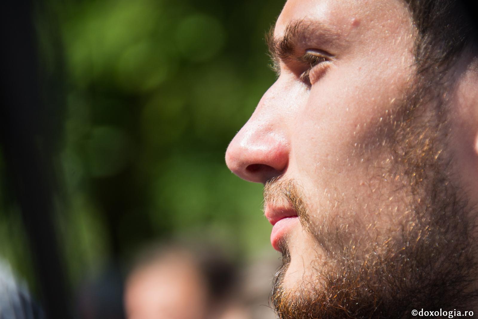 Dumnezeul meu, iartă-mă când mă plâng... Lumea întreagă este a mea!