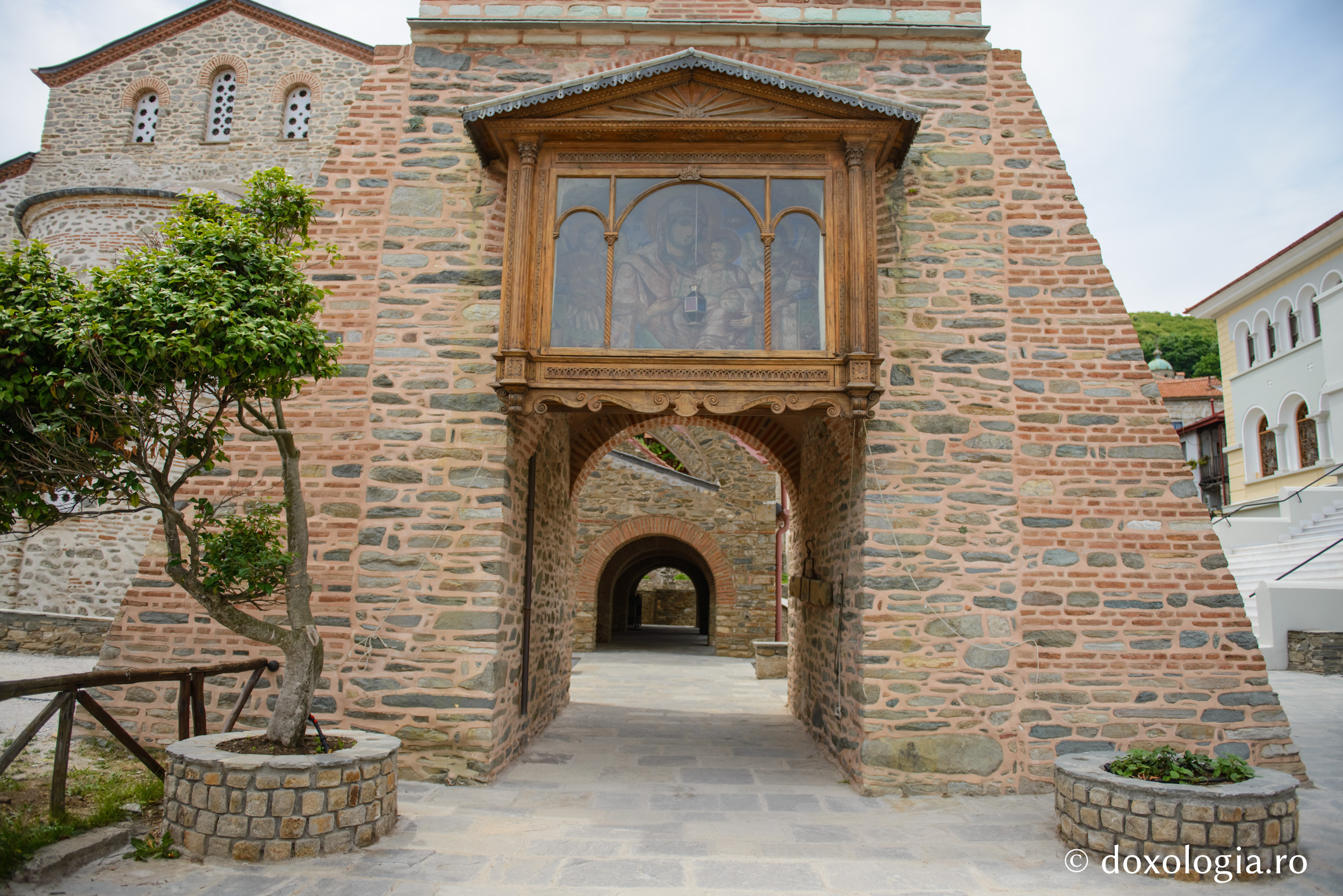 Clopotnita / Foto: Pr. Silviu Cluci Biserica Protaton ‒ Athos