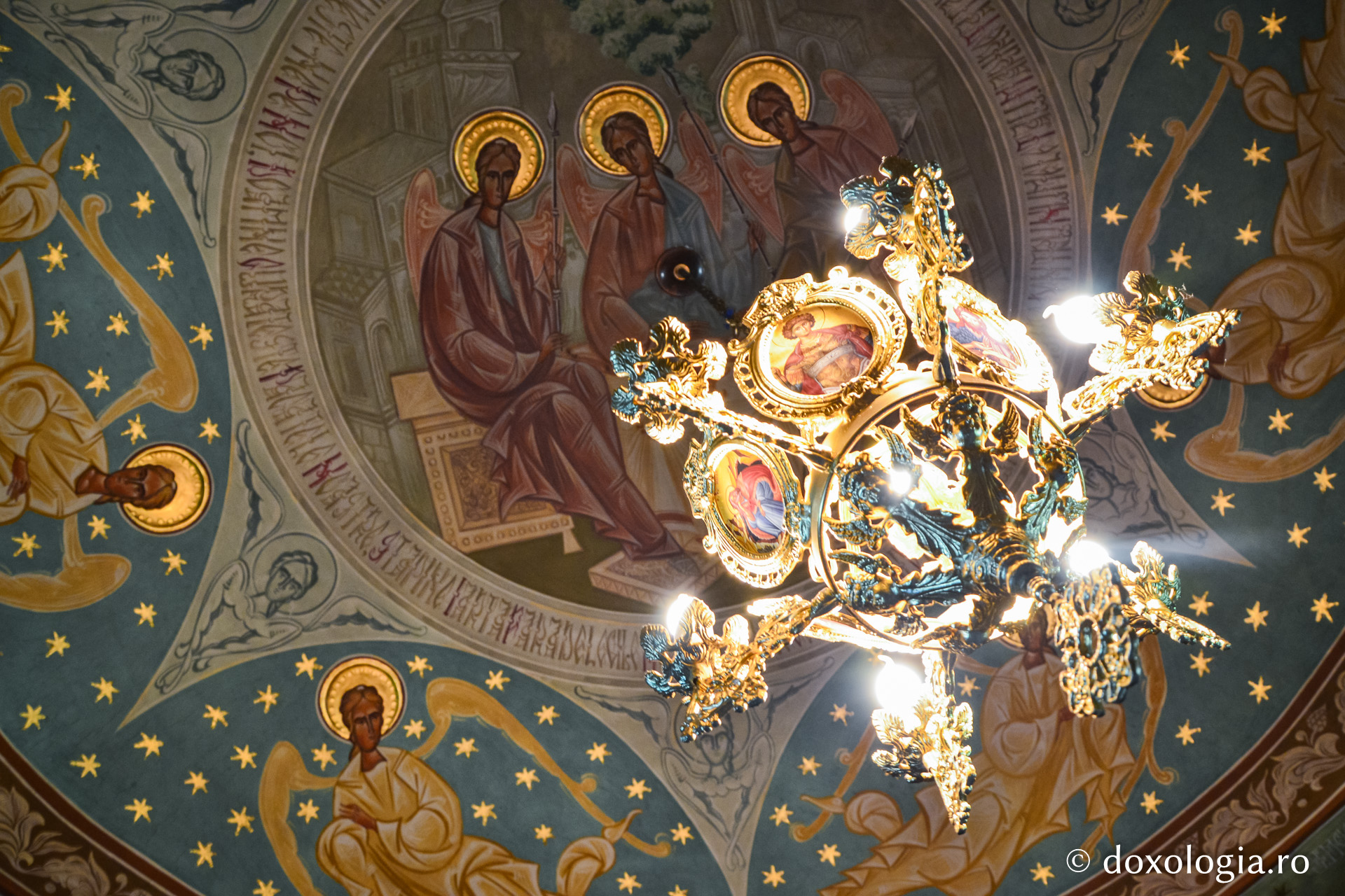 Arhitectura bisericii de lemn a Mănăstirii Tarcău