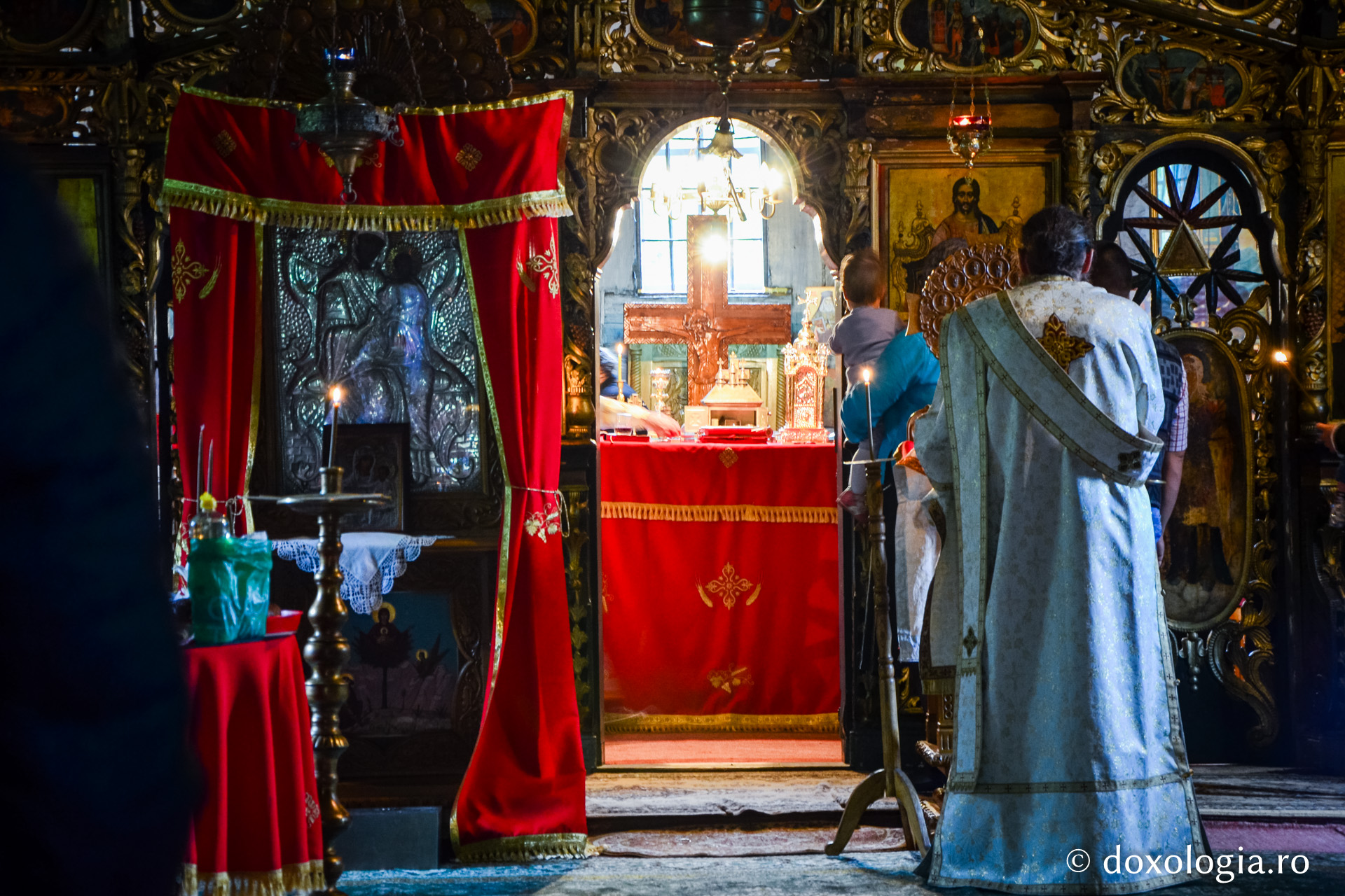 Arhitectura bisericii de lemn a Mănăstirii Tarcău