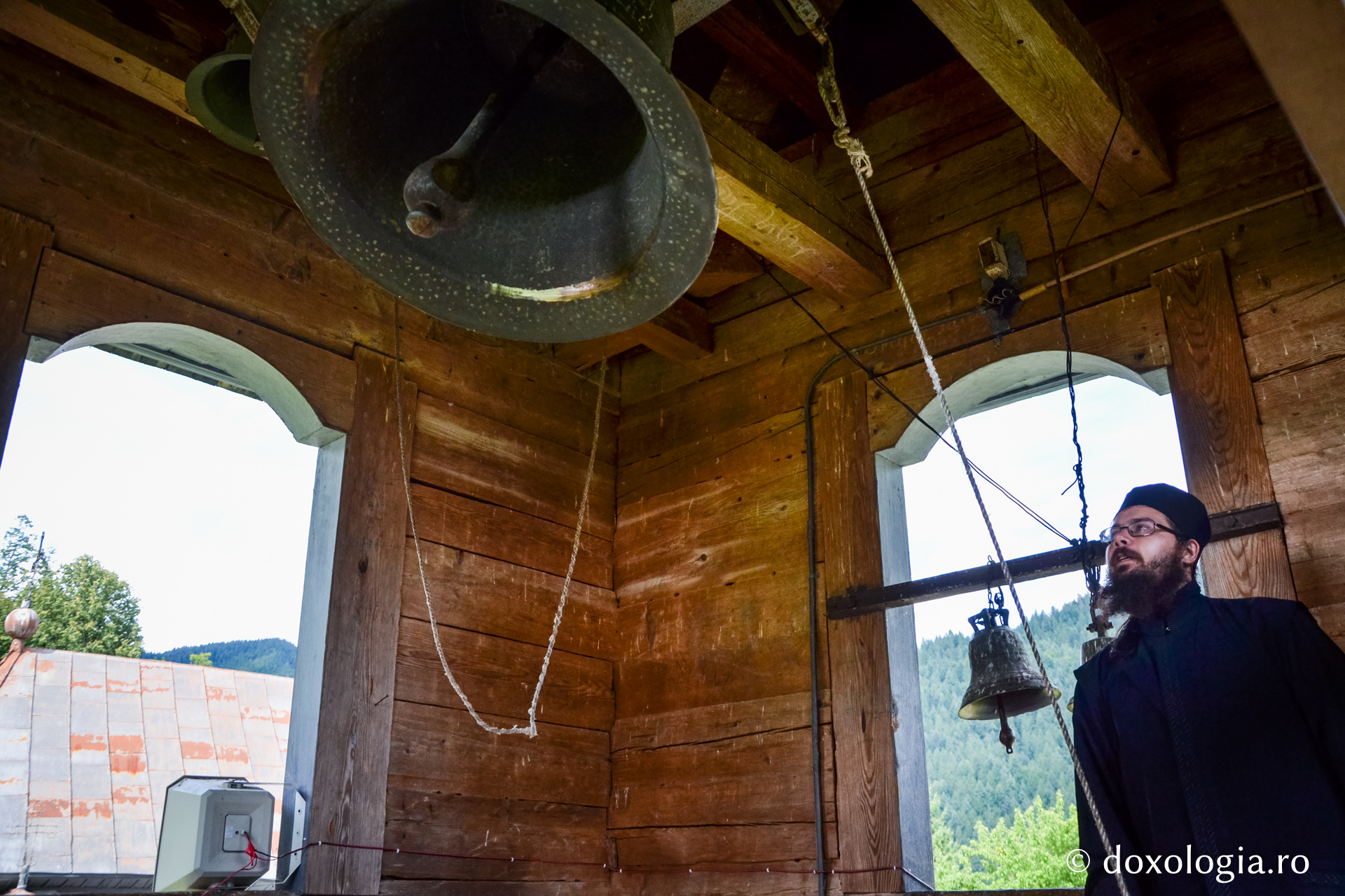 Arhitectura bisericii de lemn a Mănăstirii Tarcău