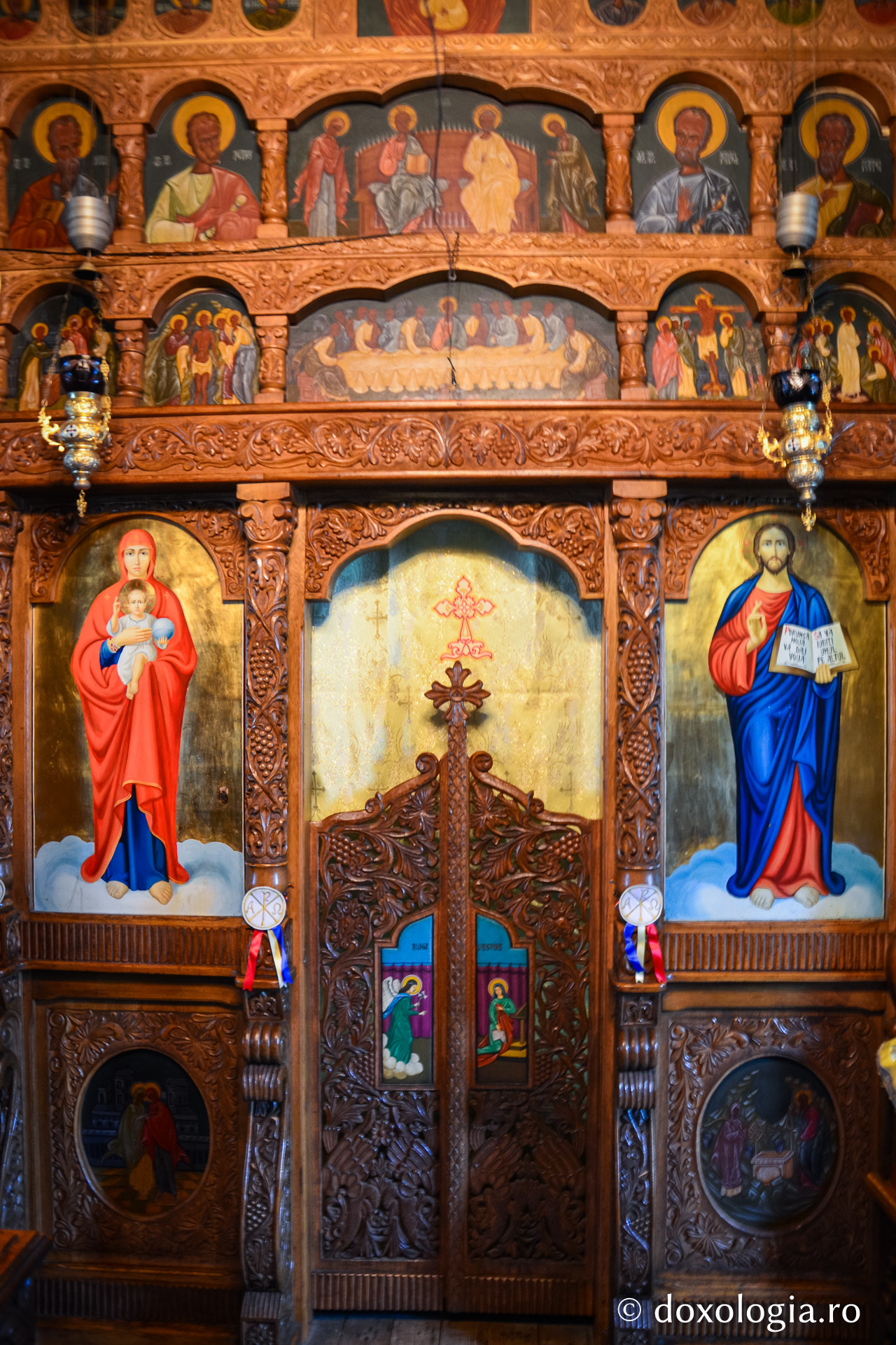 Arhitectura bisericii de lemn a Mănăstirii Tarcău