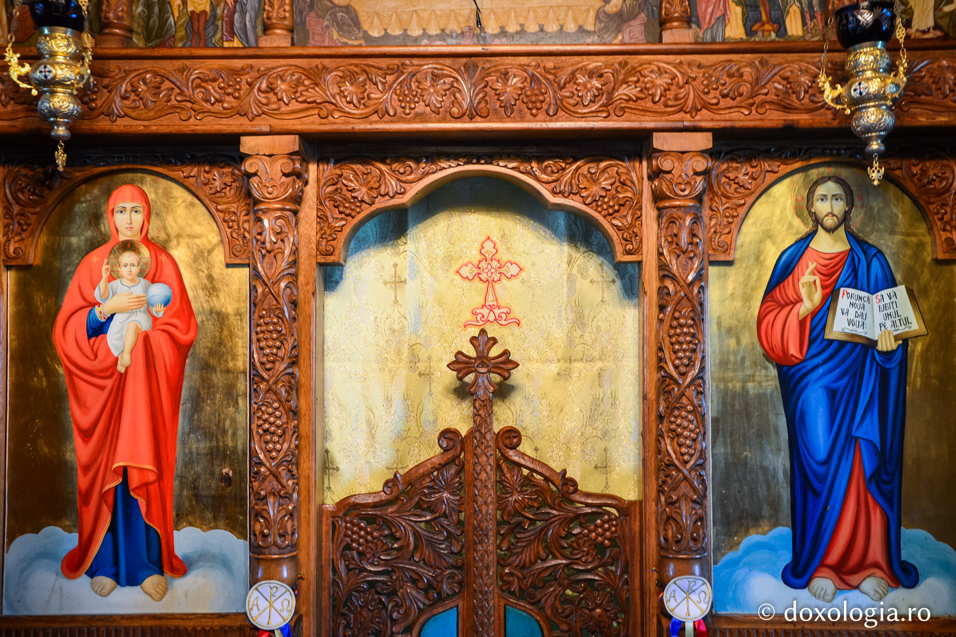 Arhitectura bisericii de lemn a Mănăstirii Tarcău