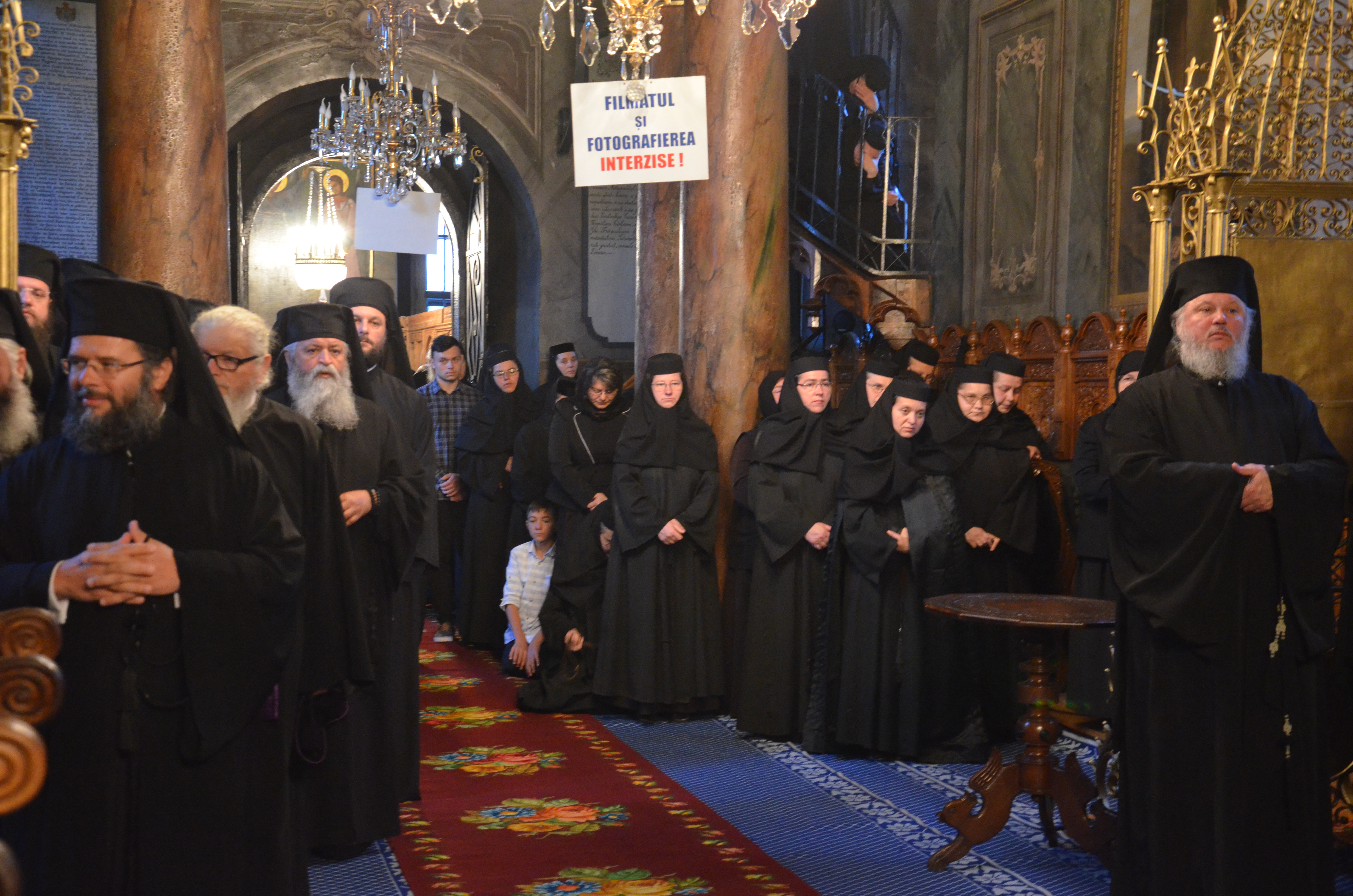 „Legăturile monahilor cu mirenii în contextul vieții duhovnicești și administrative ale mănăstirii”