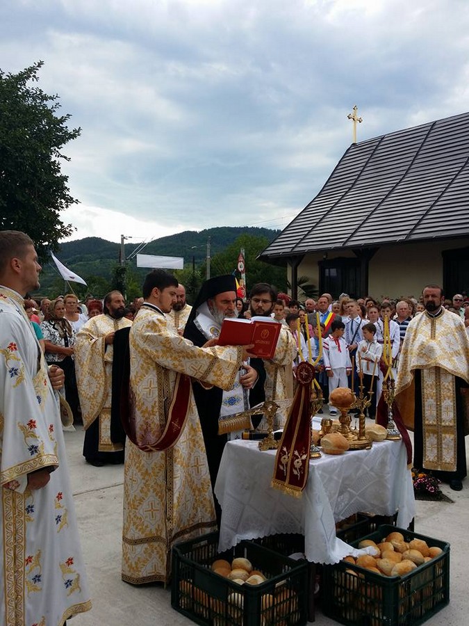 Aşezământ social-filantropic în Parohia „Sfântul Ioan“ - Târgu Ocna Aşezământ social-filantropic în Parohia „Sfântul Ioan“ - Târgu Ocna
