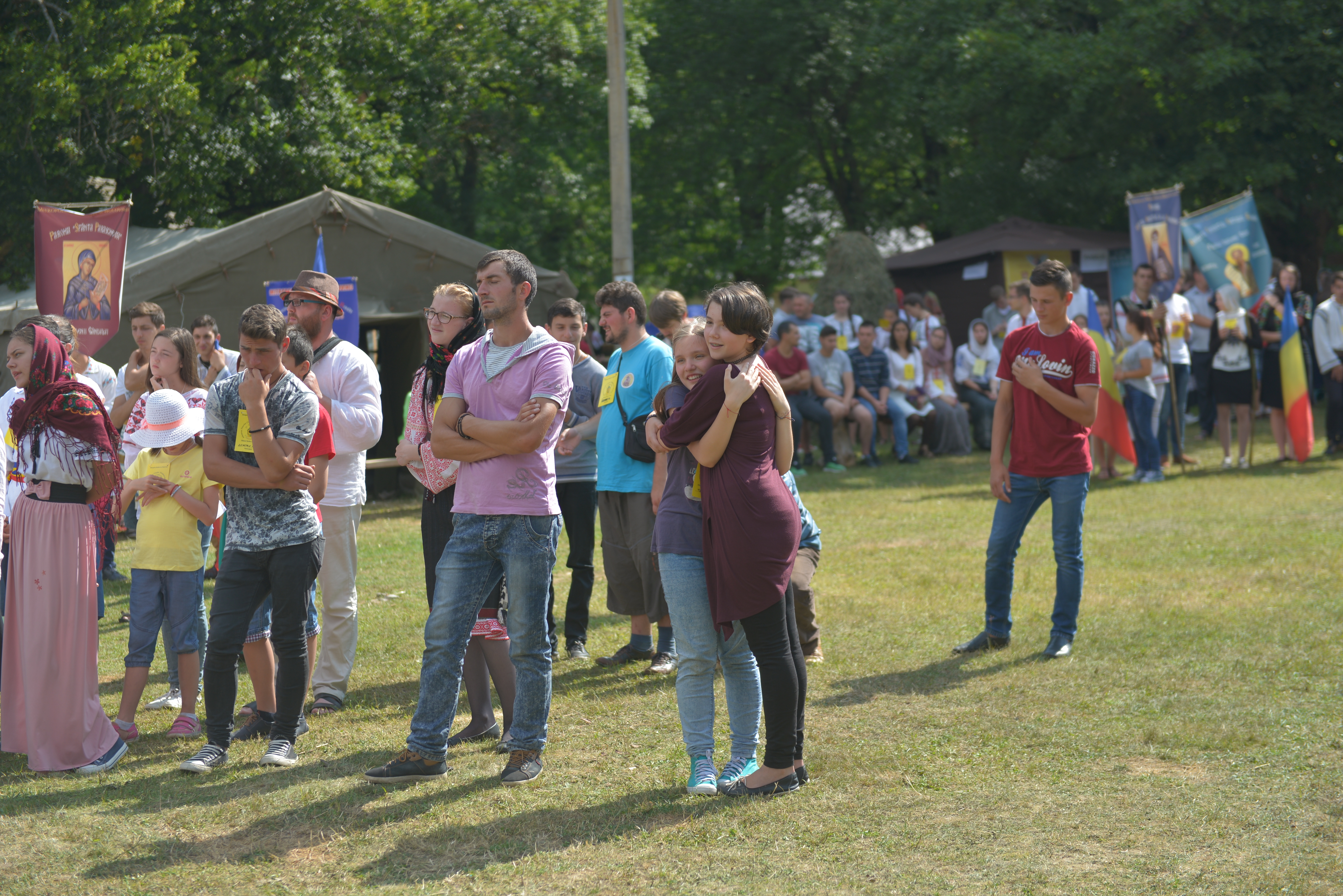 Tabăra de la Nemțișor: „Tinerii sunt invitați să-L cunoască pe Dumnezeu și să nu-L uite niciodată”