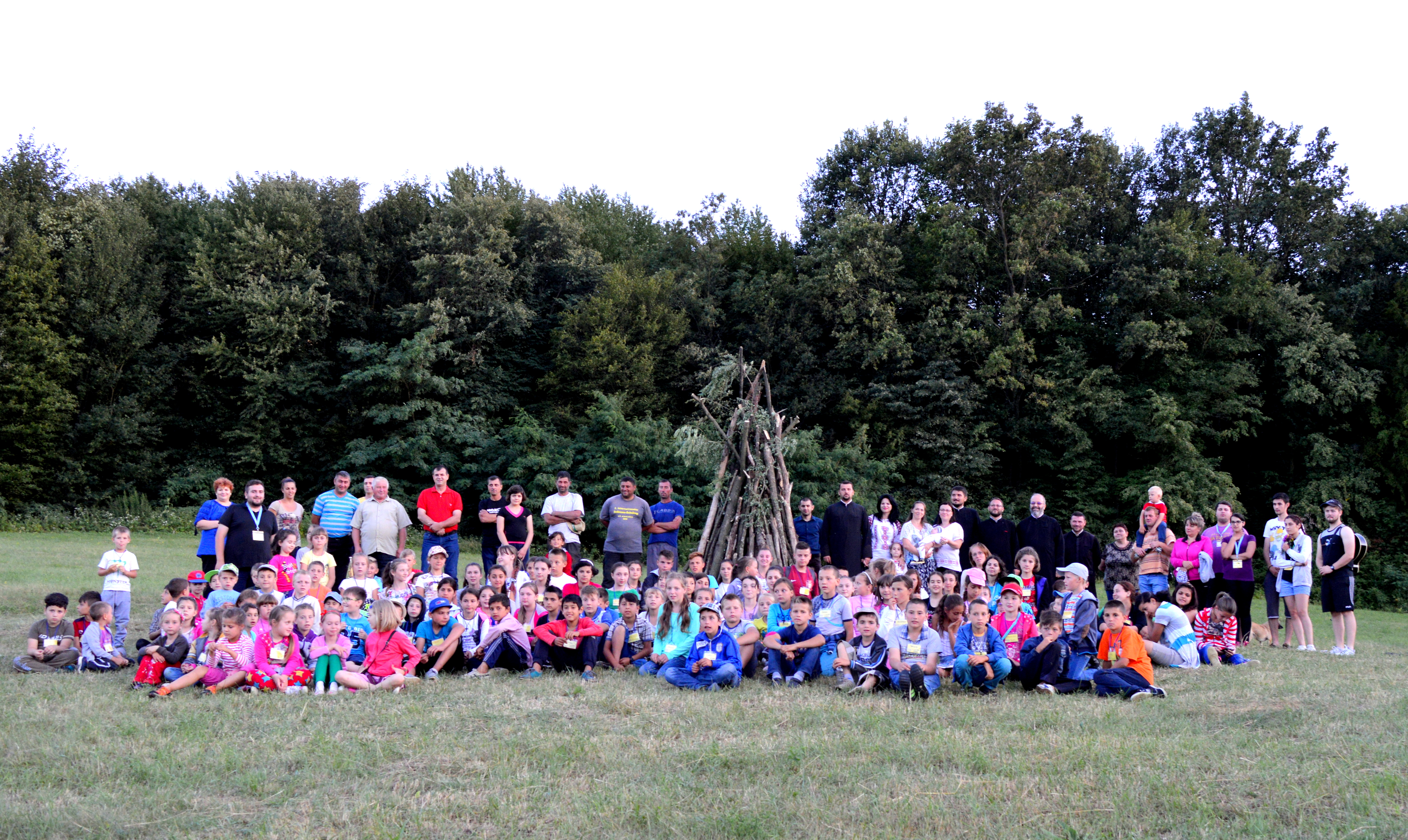 Tabără  de  vară  pentru copiii  și  tinerii  din  satele Baranca, Racovăț și Hilișeu Horia