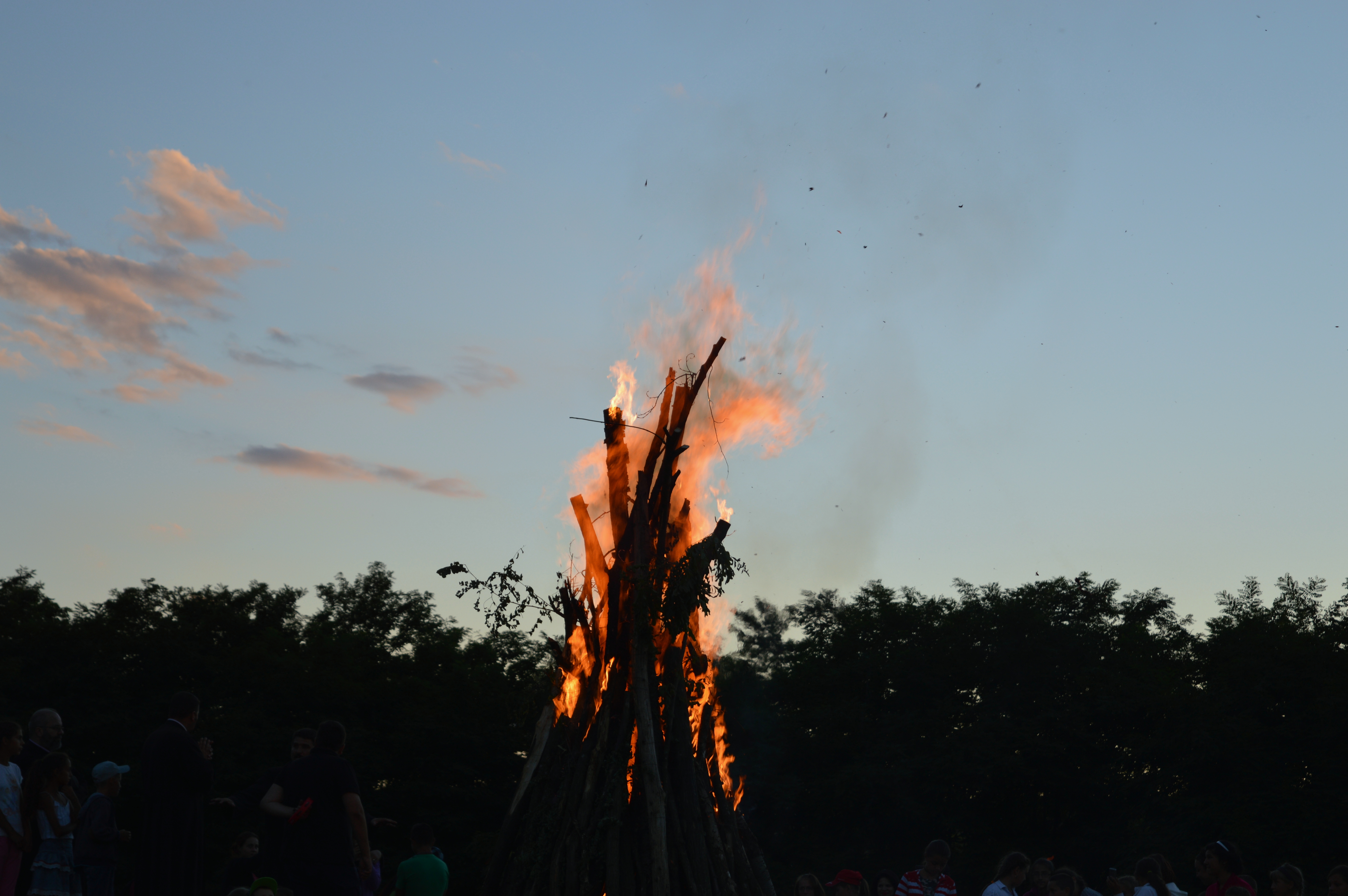 Tabără  de  vară  pentru copiii  și  tinerii  din  satele Baranca, Racovăț și Hilișeu Horia