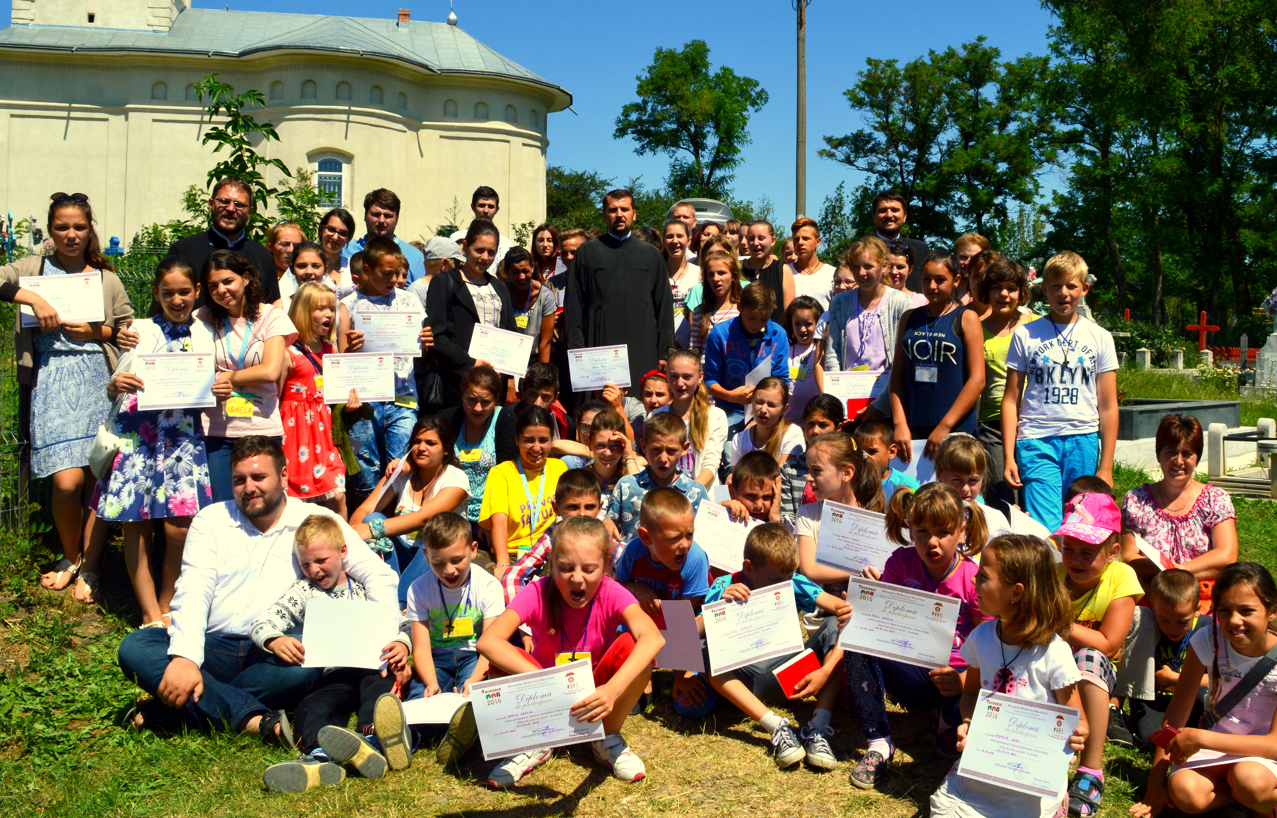 Tabără  de  vară  pentru copiii  și  tinerii  din  satele Baranca, Racovăț și Hilișeu Horia