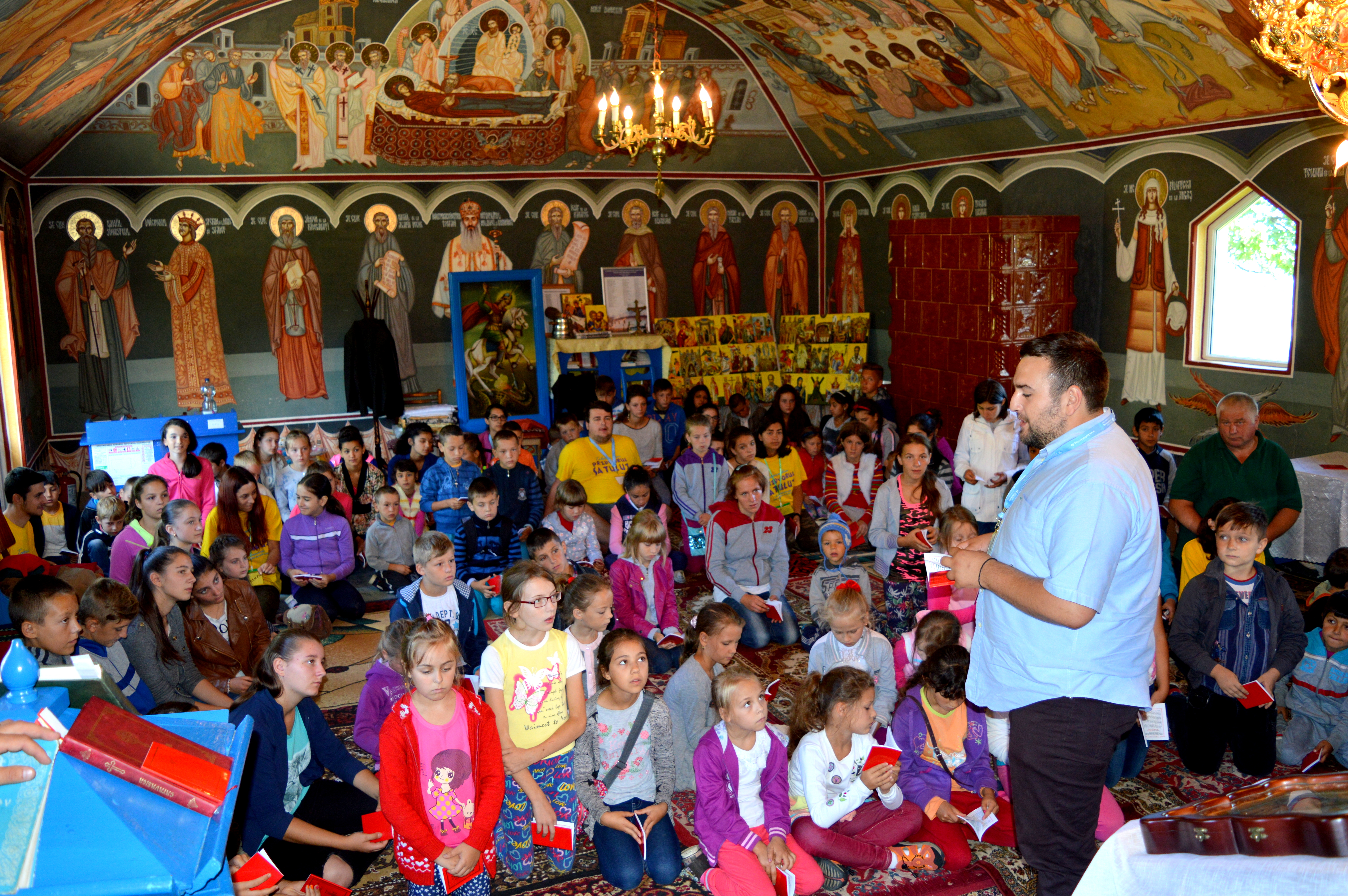 Tabără  de  vară  pentru copiii  și  tinerii  din  satele Baranca, Racovăț și Hilișeu Horia