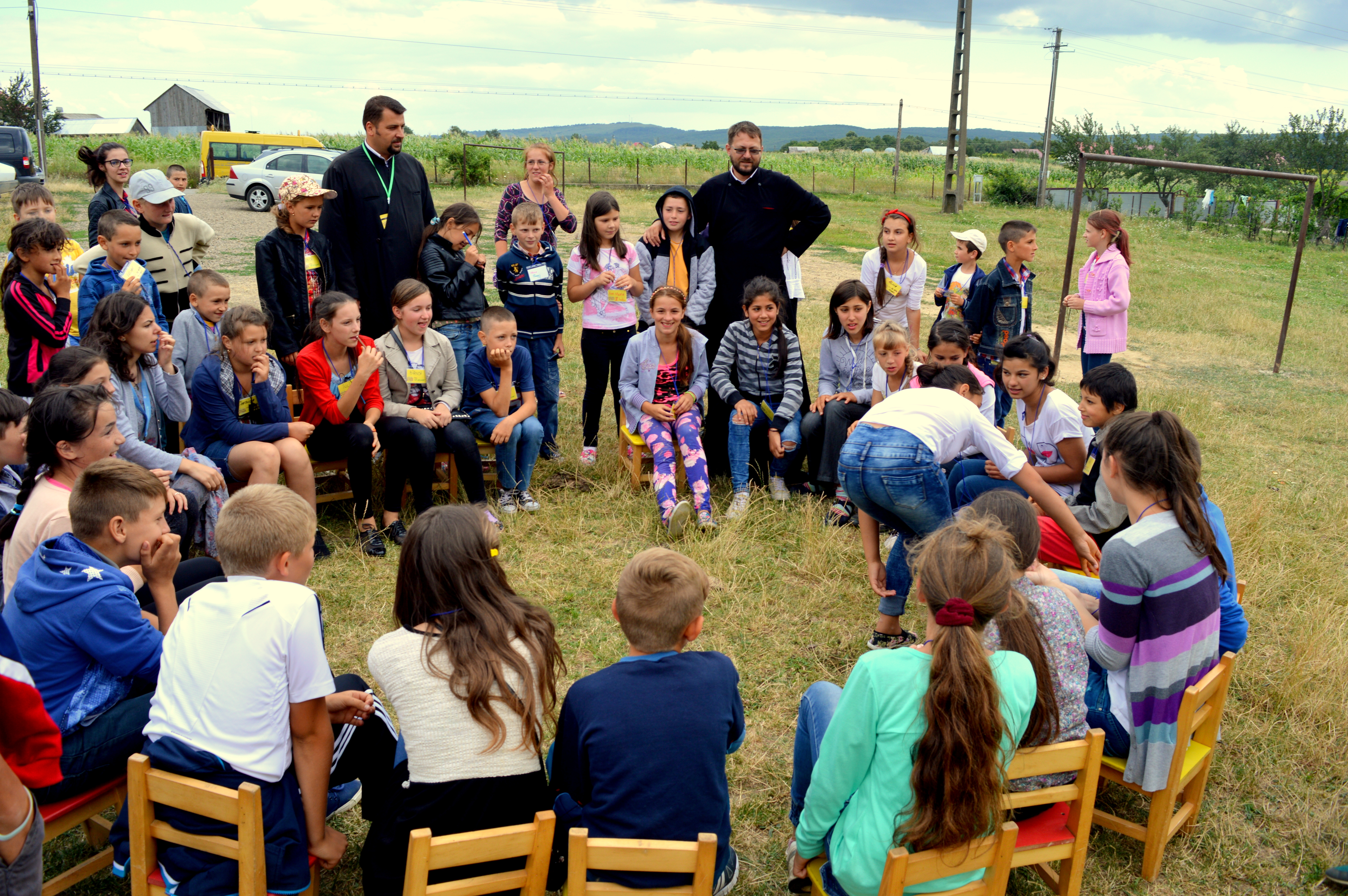 Tabără  de  vară  pentru copiii  și  tinerii  din  satele Baranca, Racovăț și Hilișeu Horia