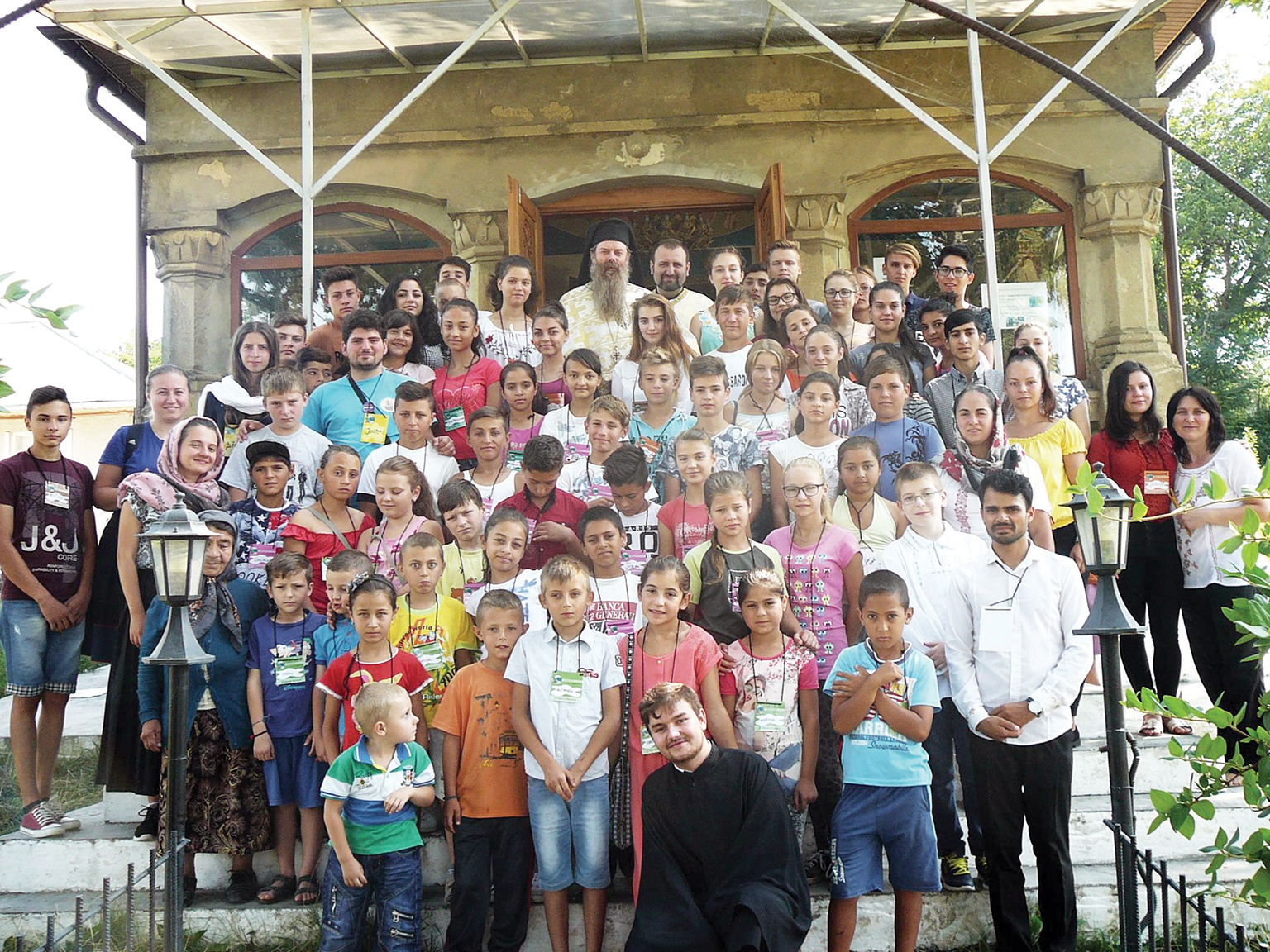 Experienţe de viaţă în tabăra „Vălătuci de prietenie“