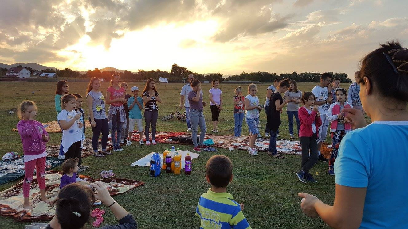 „Zbor de înger“, o etapă frumoasă din viaţa copiilor din Poiana Mărului