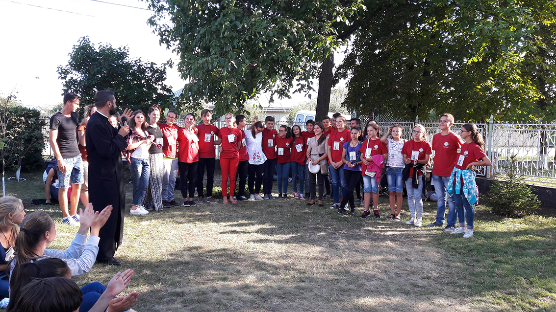 Comunitatea bucuriei de sub cerul belceştean