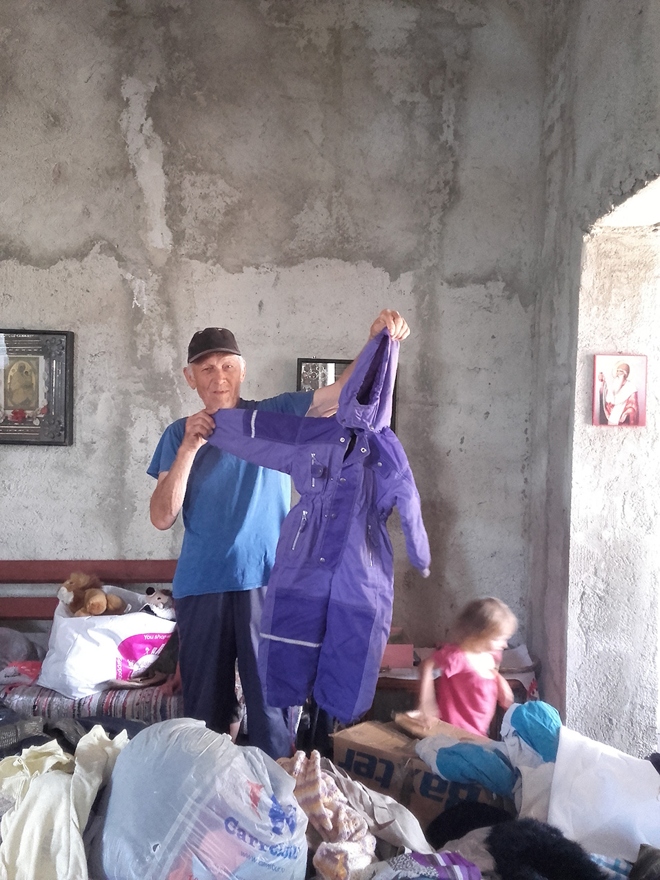 Proiect misionar-filantropic în Parohiile Chişcăreni şi Satu-Nou