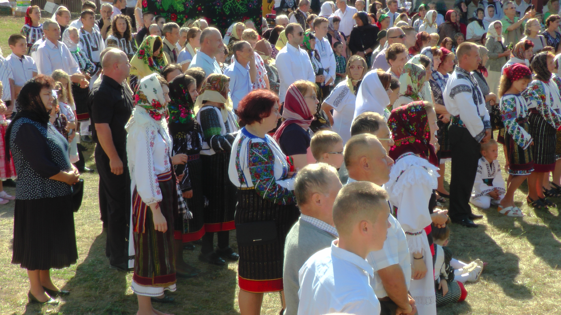 Resfințirea bisericii cu hramul „Sfânta Treime”, parohia Arbore, județul Suceava