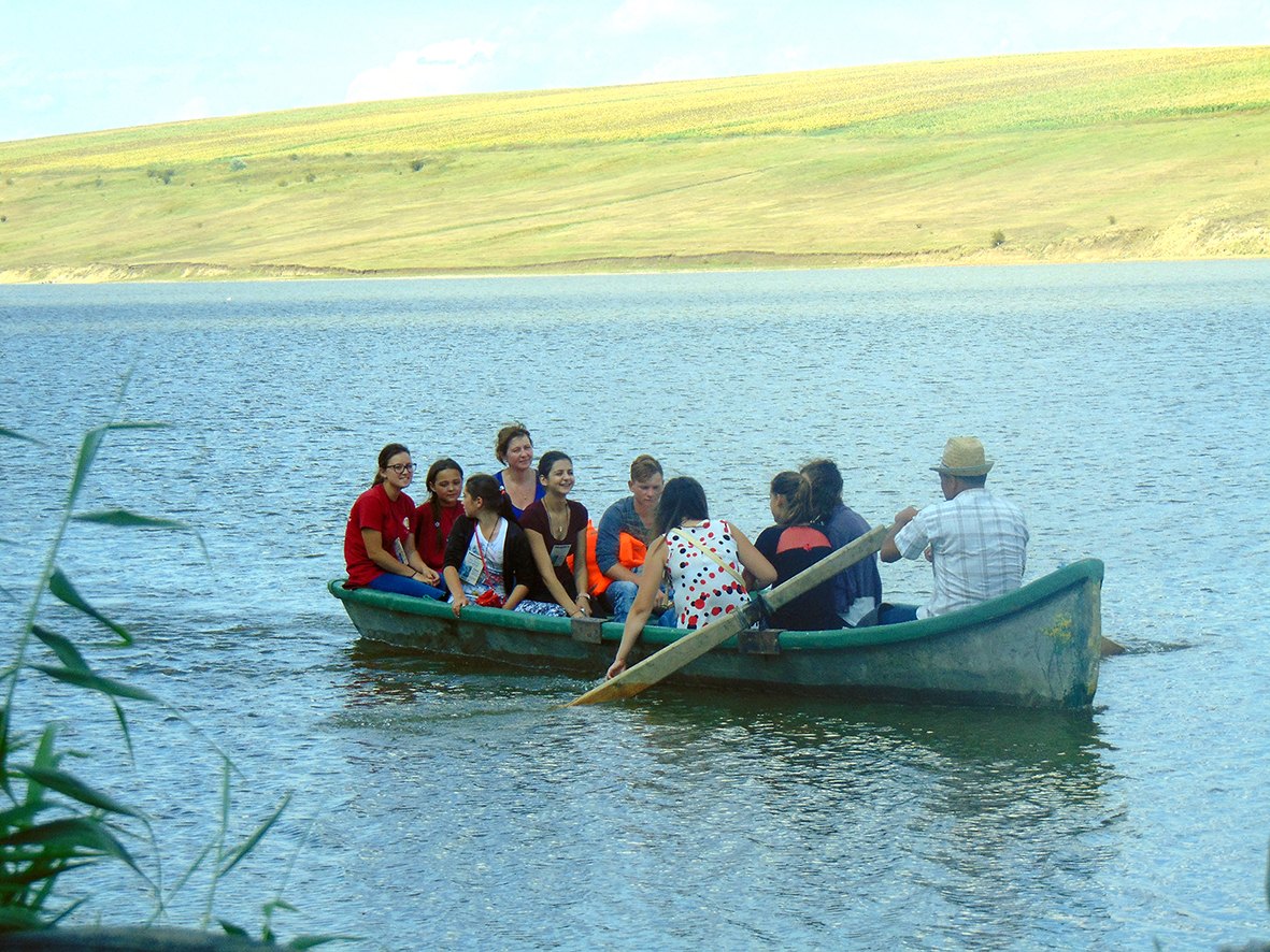 Comunitatea bucuriei de sub cerul belceştean